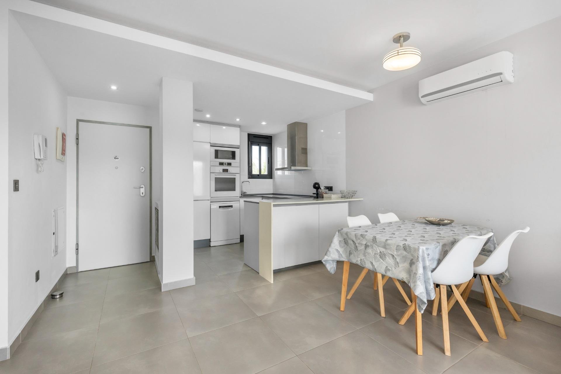 Resale - Bungalow -
Torrevieja - Los Balcones