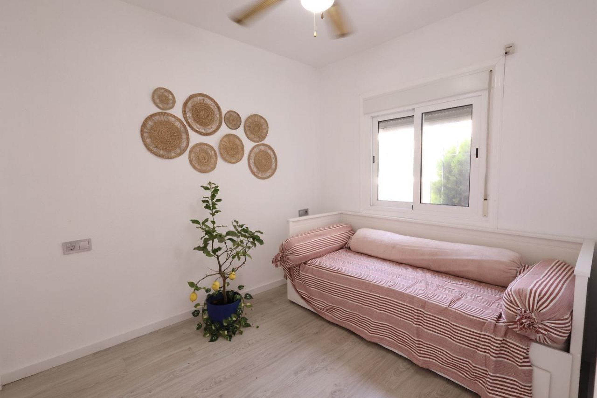 Resale - Bungalow -
Torrevieja - Los Balcones