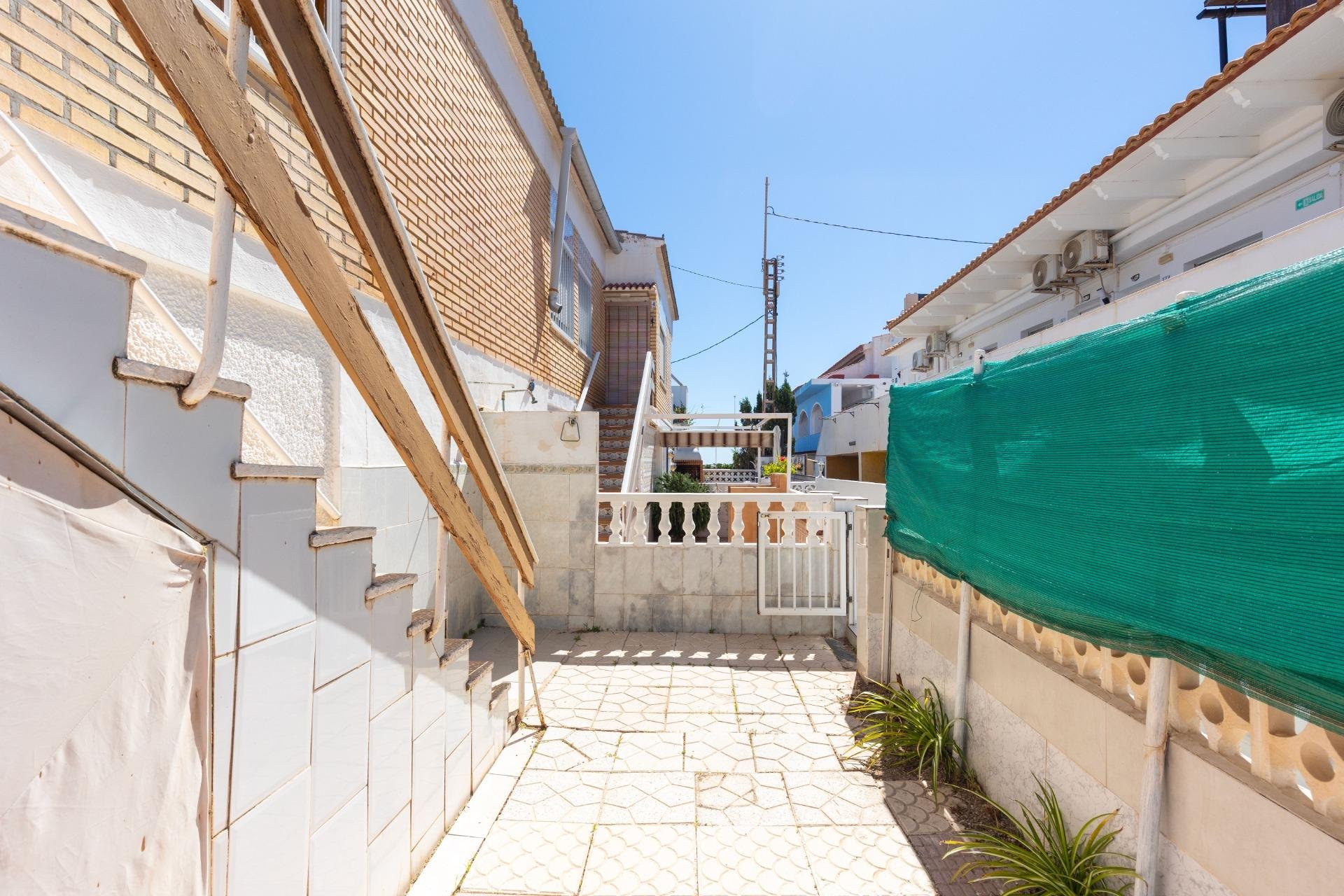 Resale - Bungalow -
Torrevieja - Los Europeos