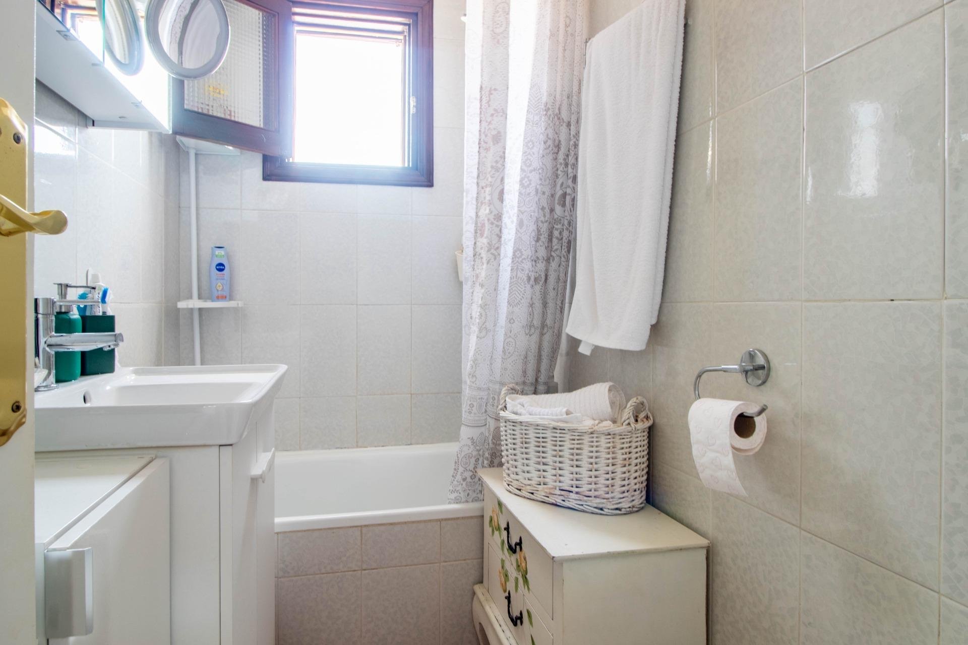 Resale - Bungalow -
Torrevieja - Los Frutales