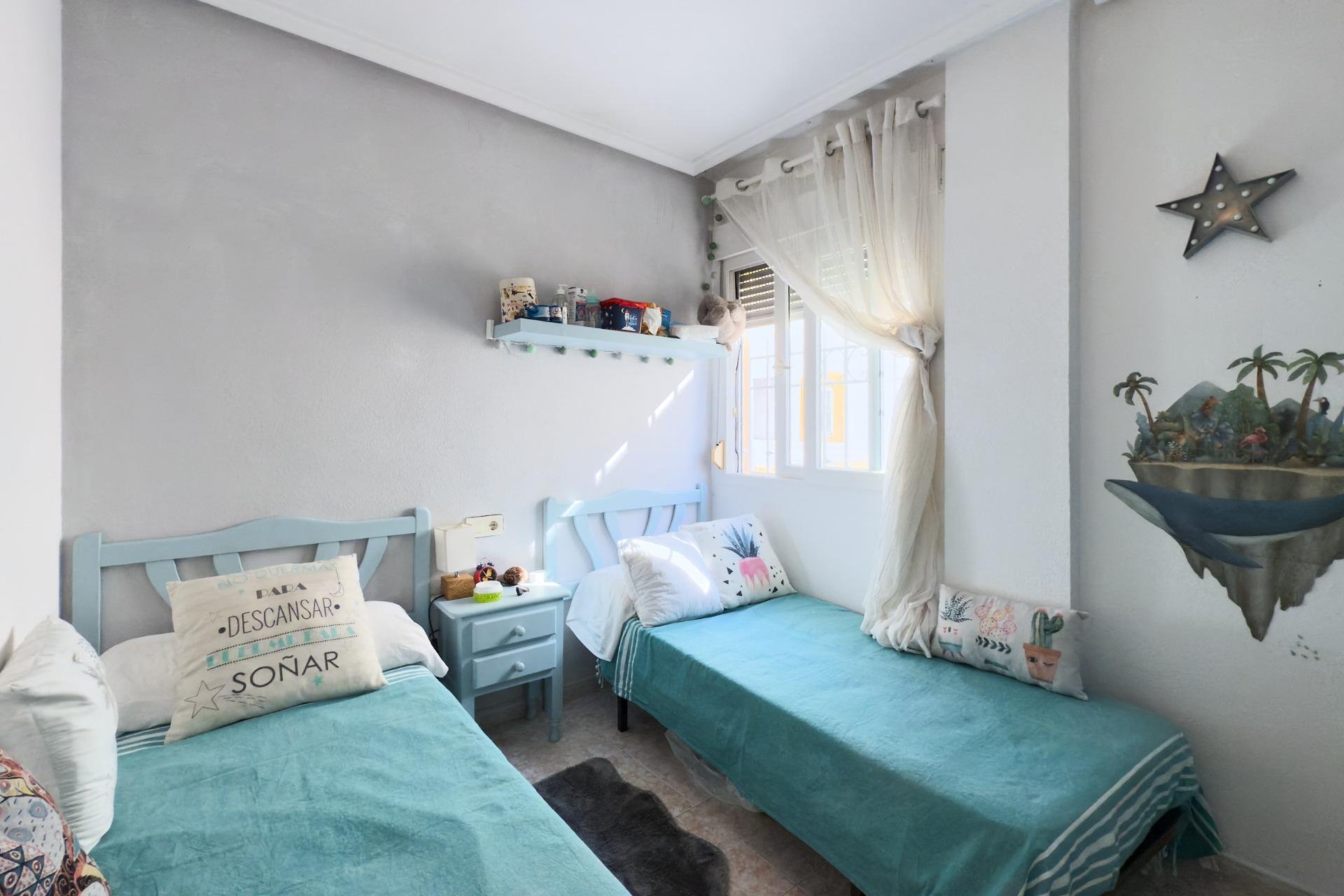 Resale - Bungalow -
Torrevieja - Parque de las Naciones