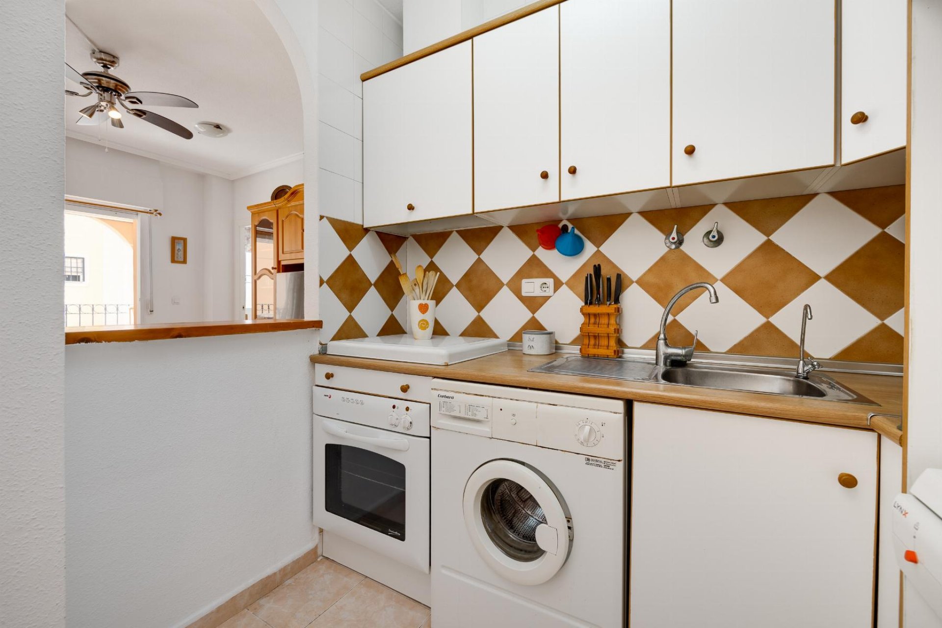 Resale - Bungalow -
Torrevieja - Playa de los Naufragos