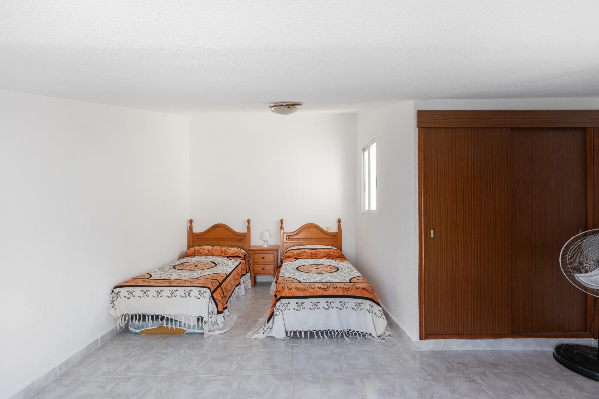 Resale - Bungalow -
Torrevieja - San luis