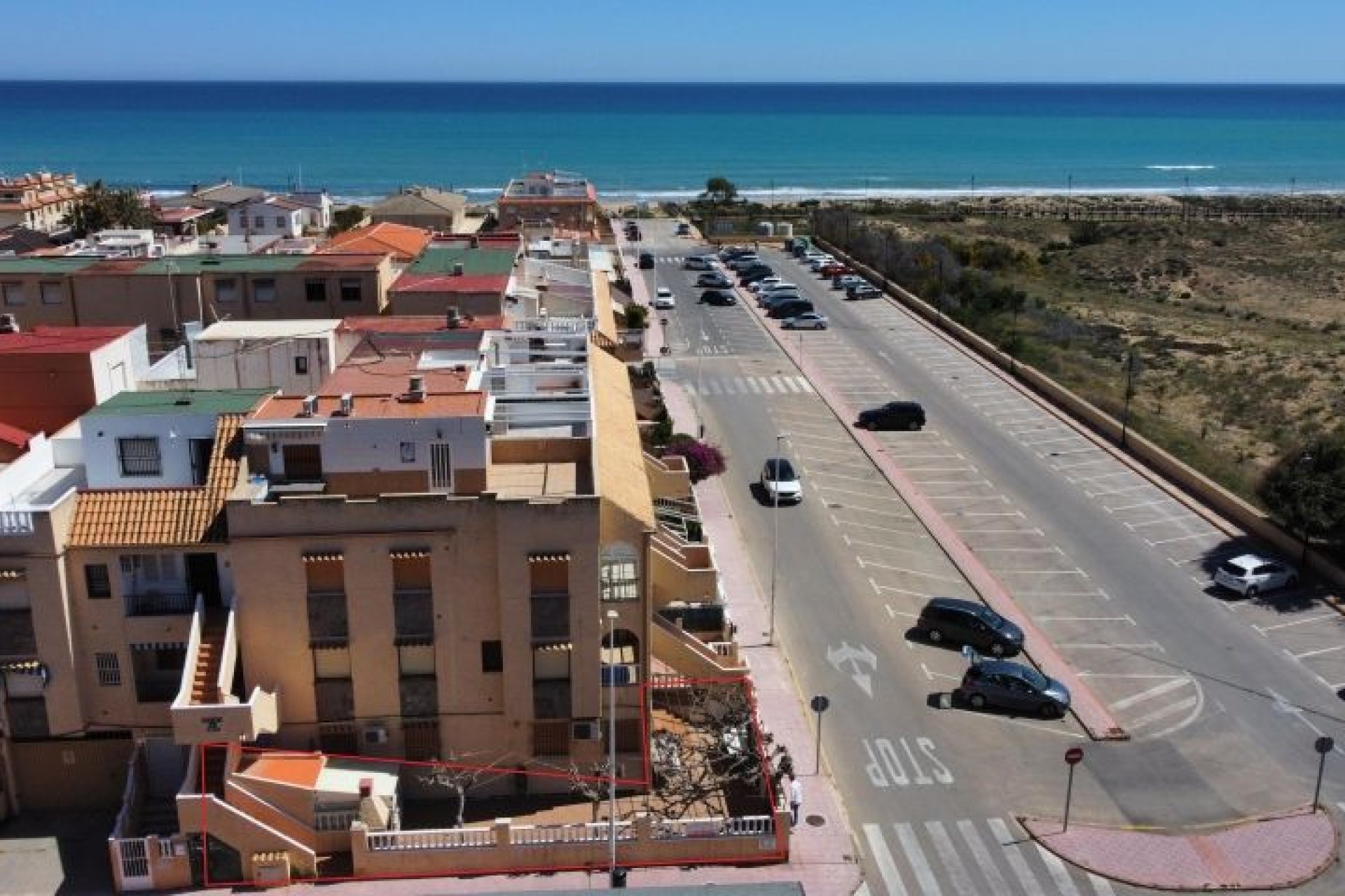 Resale - Bungalow -
Torrevieja