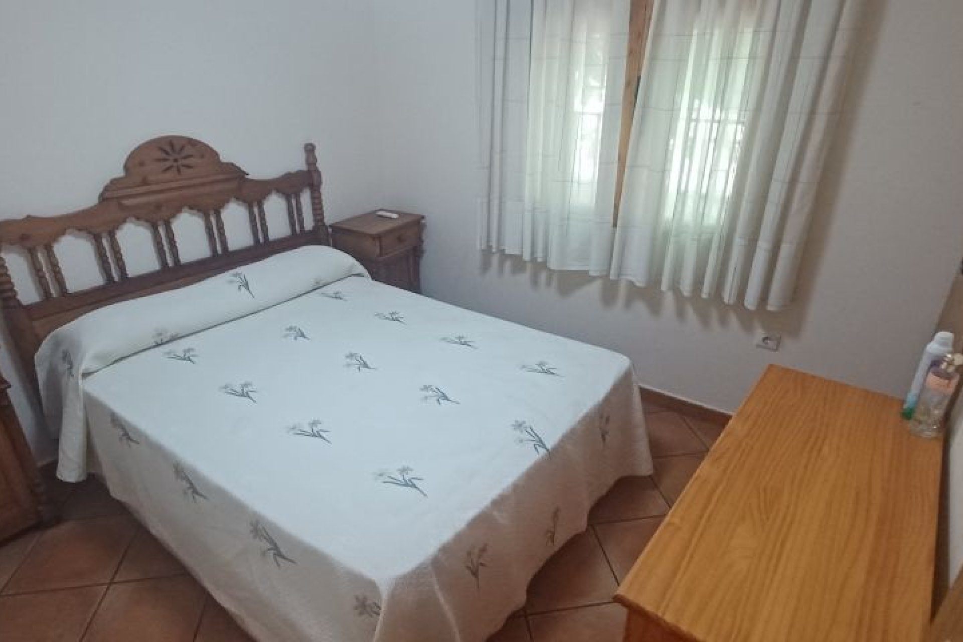 Resale - Bungalow -
Torrevieja