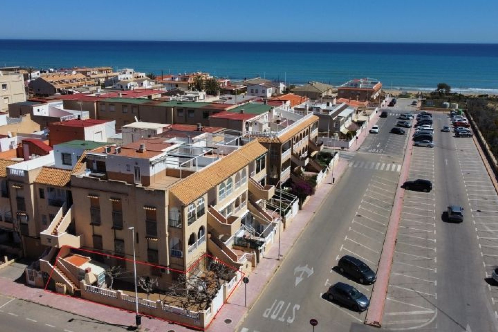 Resale - Bungalow -
Torrevieja