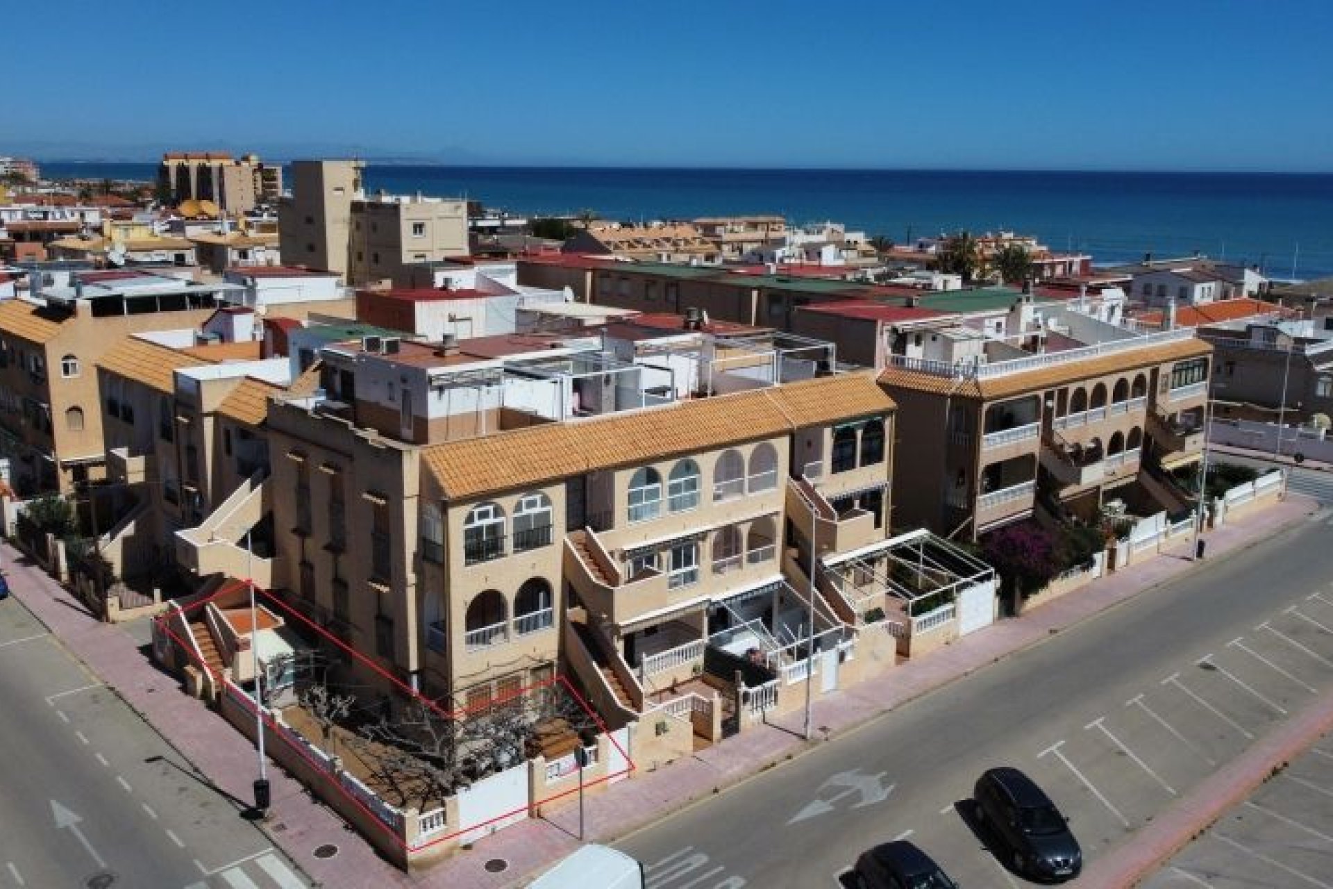 Resale - Bungalow -
Torrevieja