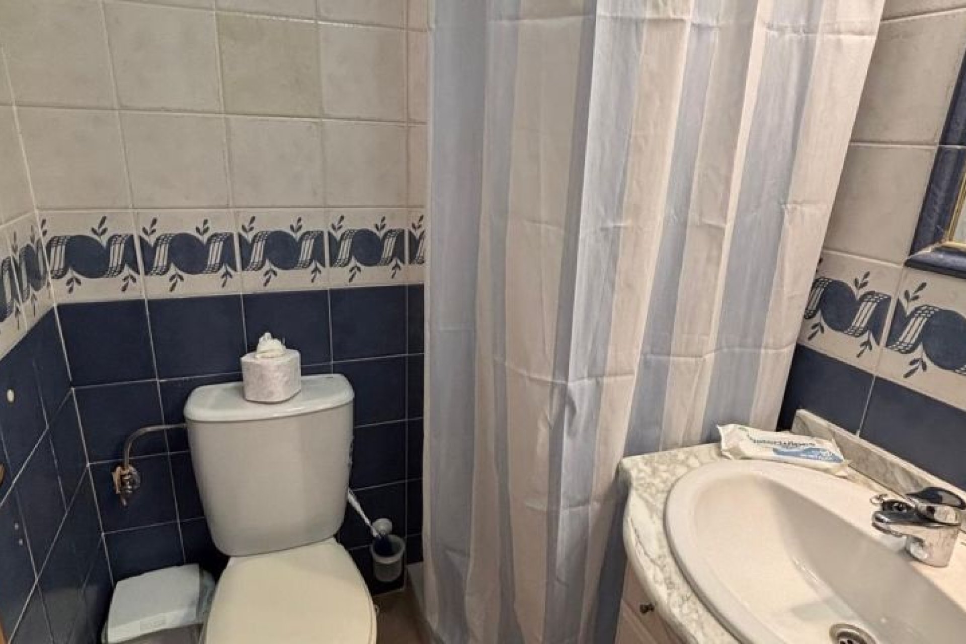 Resale - Bungalow -
Torrevieja