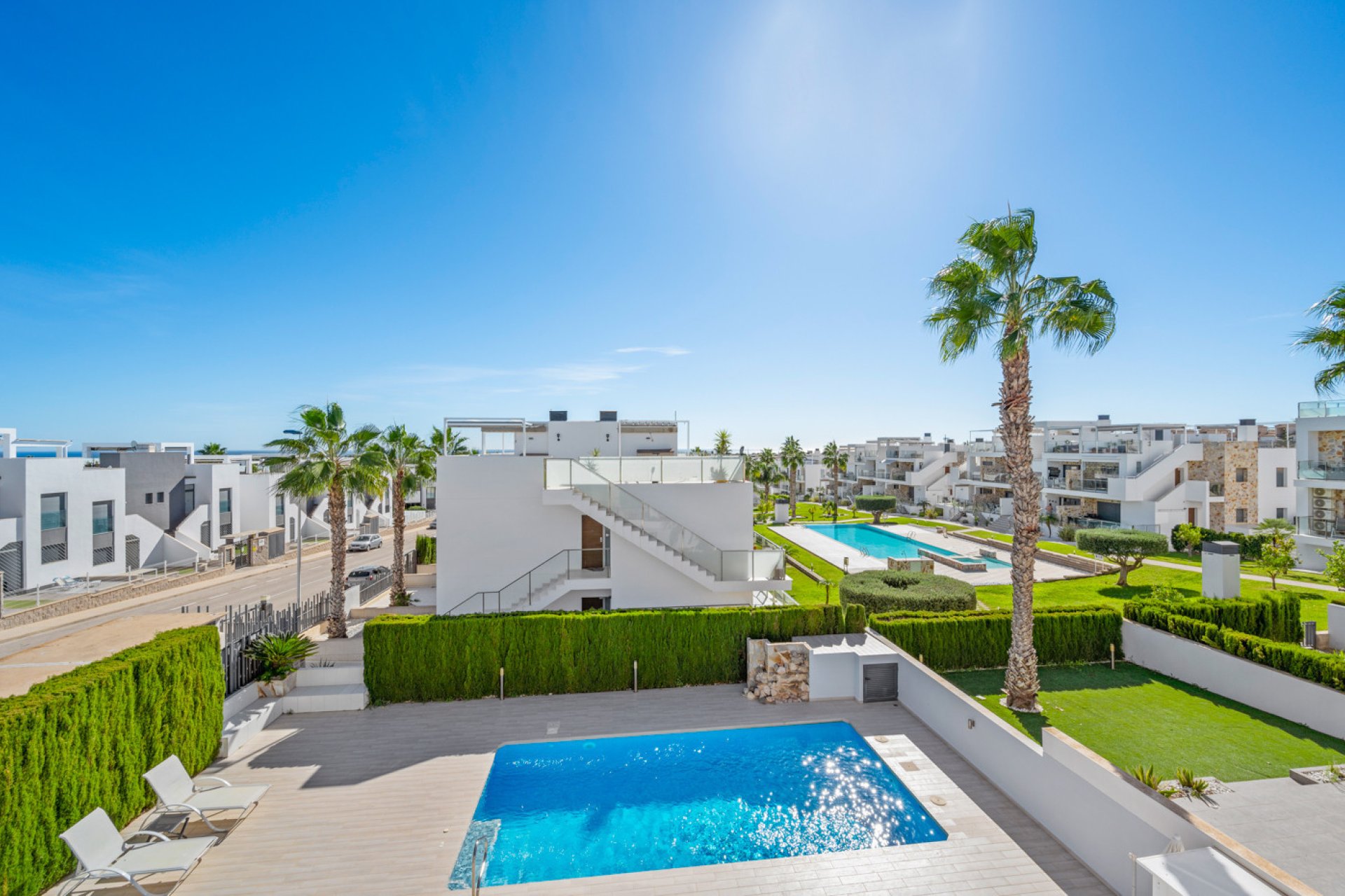 Resale - Bungalow -
Torrevieja
