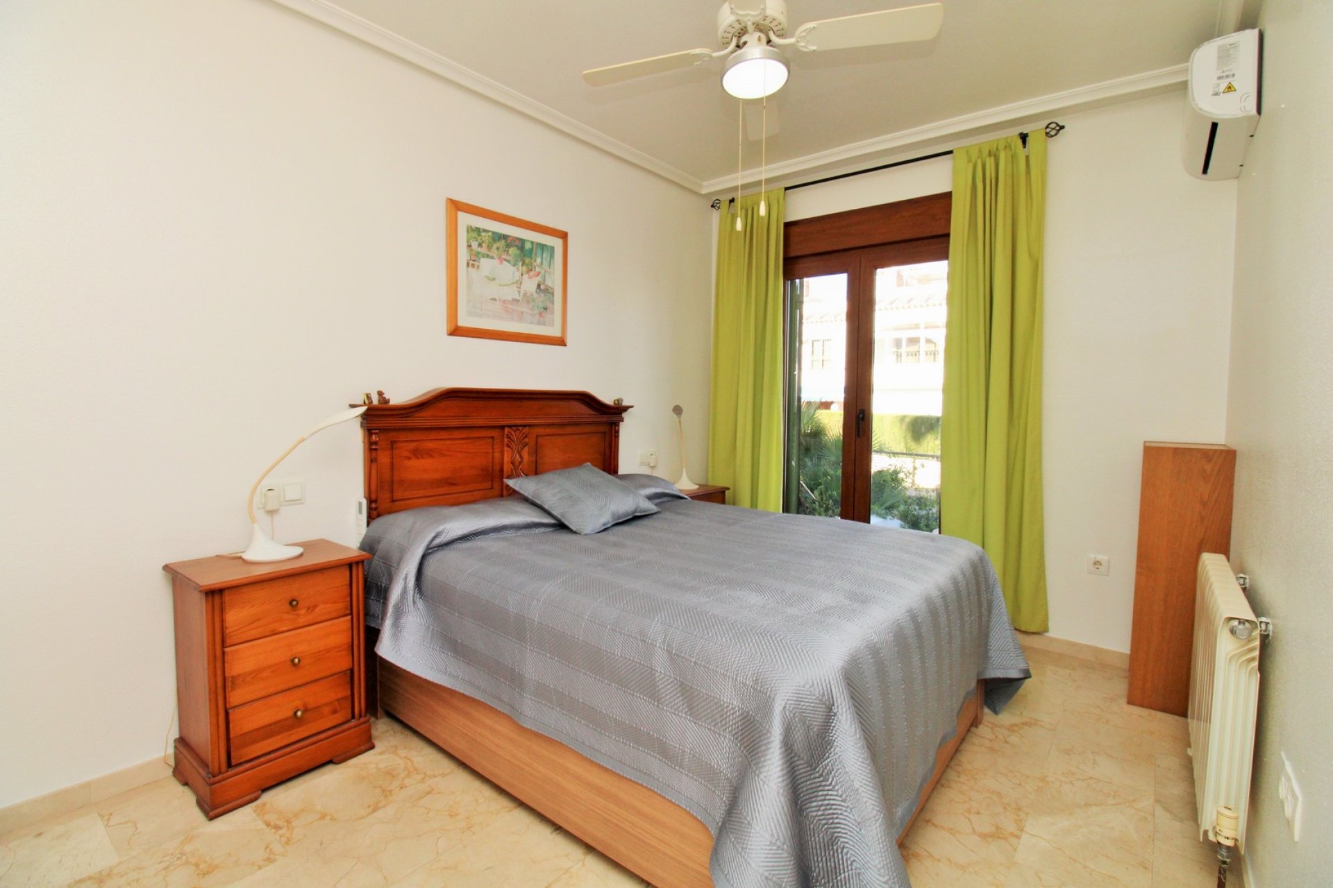 Resale - Bungalow -
Villamartin - PAU 8