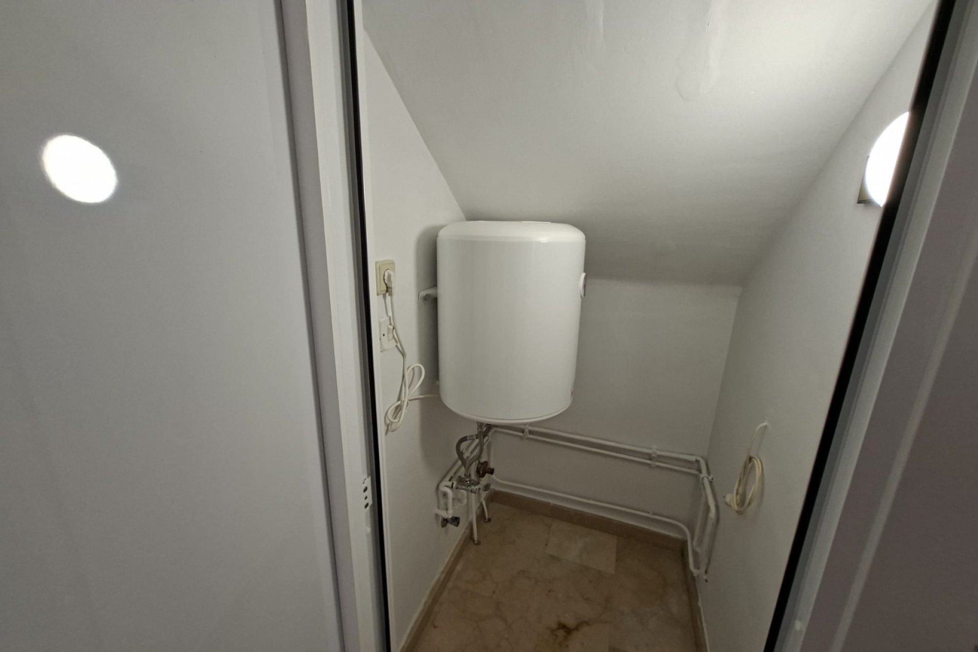 Resale - Bungalow -
Villamartin - Rioja