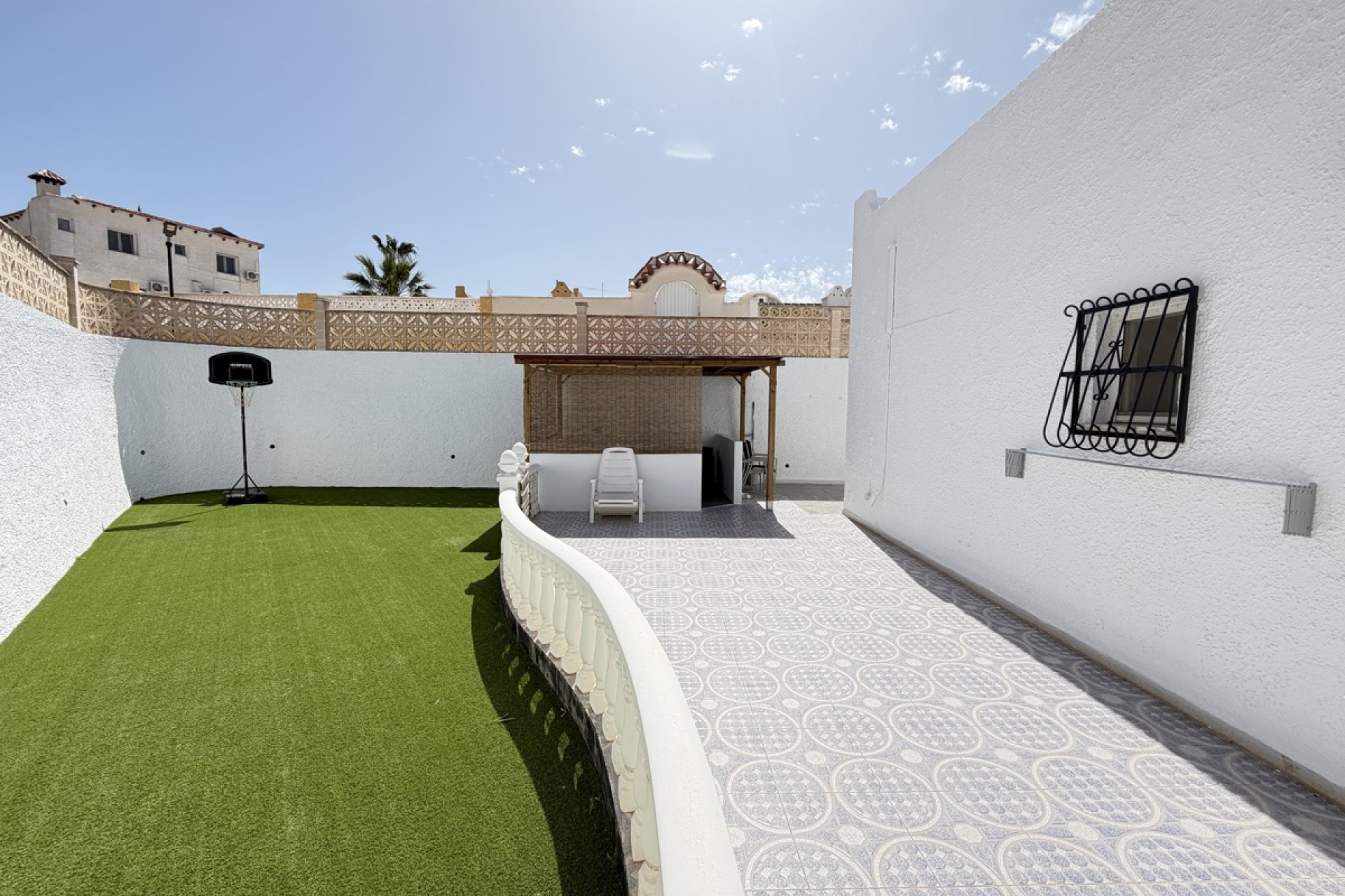 Resale - Bungalow -
Villamartin - Villamartín