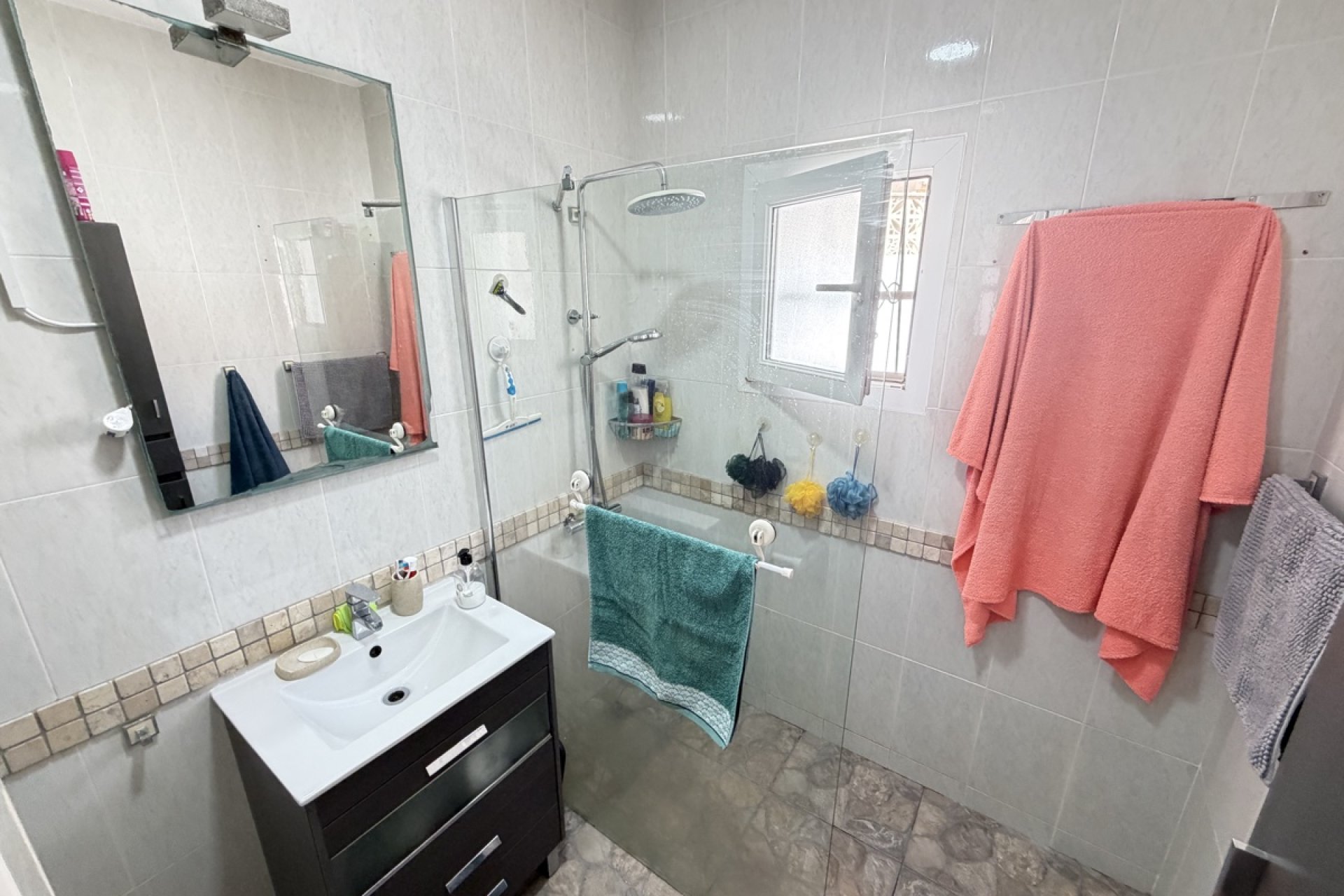 Resale - Bungalow -
Villamartin - Villamartín