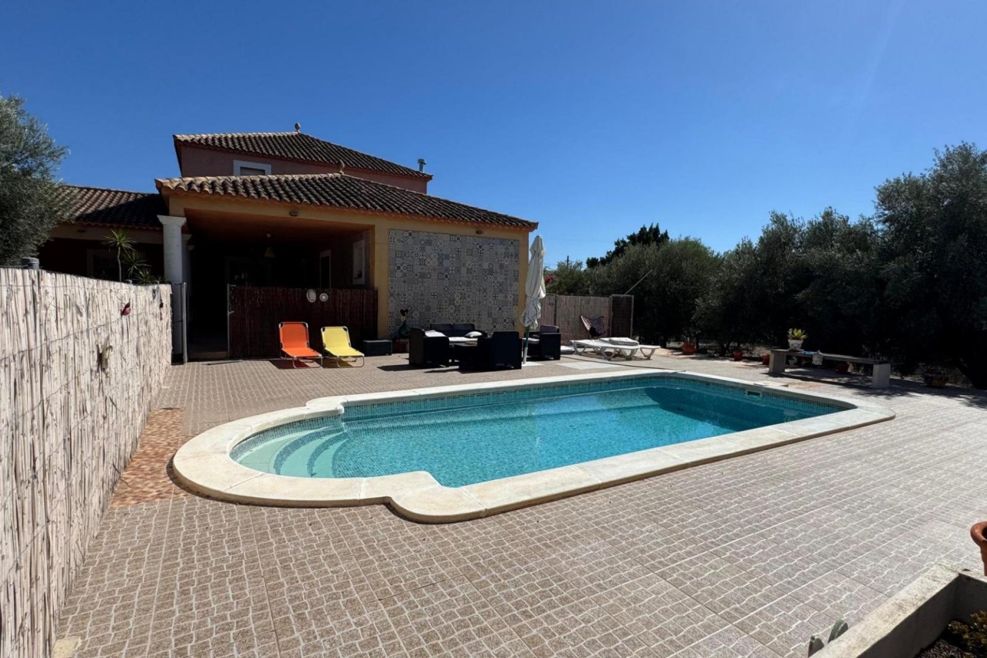 Resale - Casa de campo -
Albatera