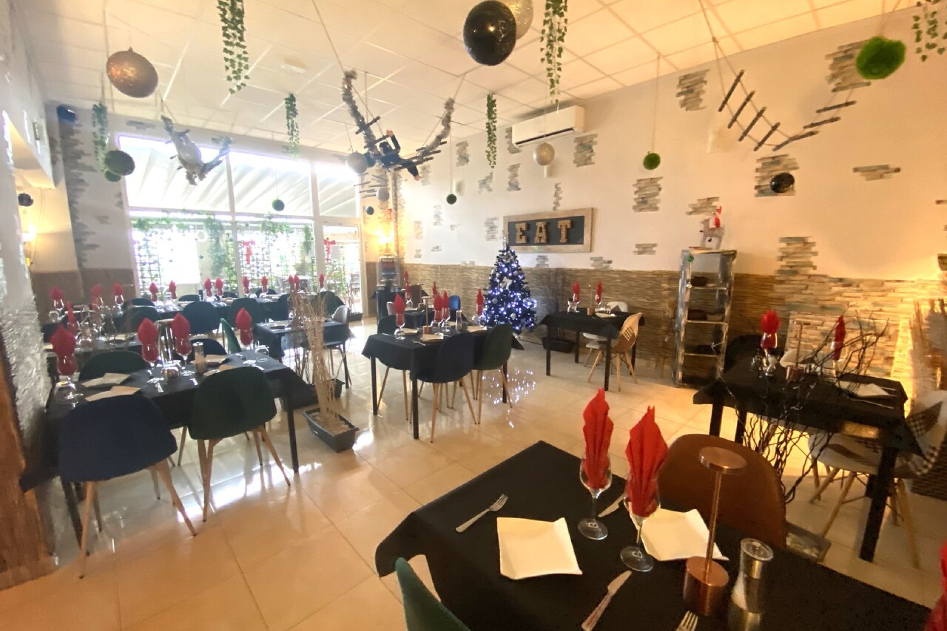 Resale - Commercial Unit -
Algorfa - Inland