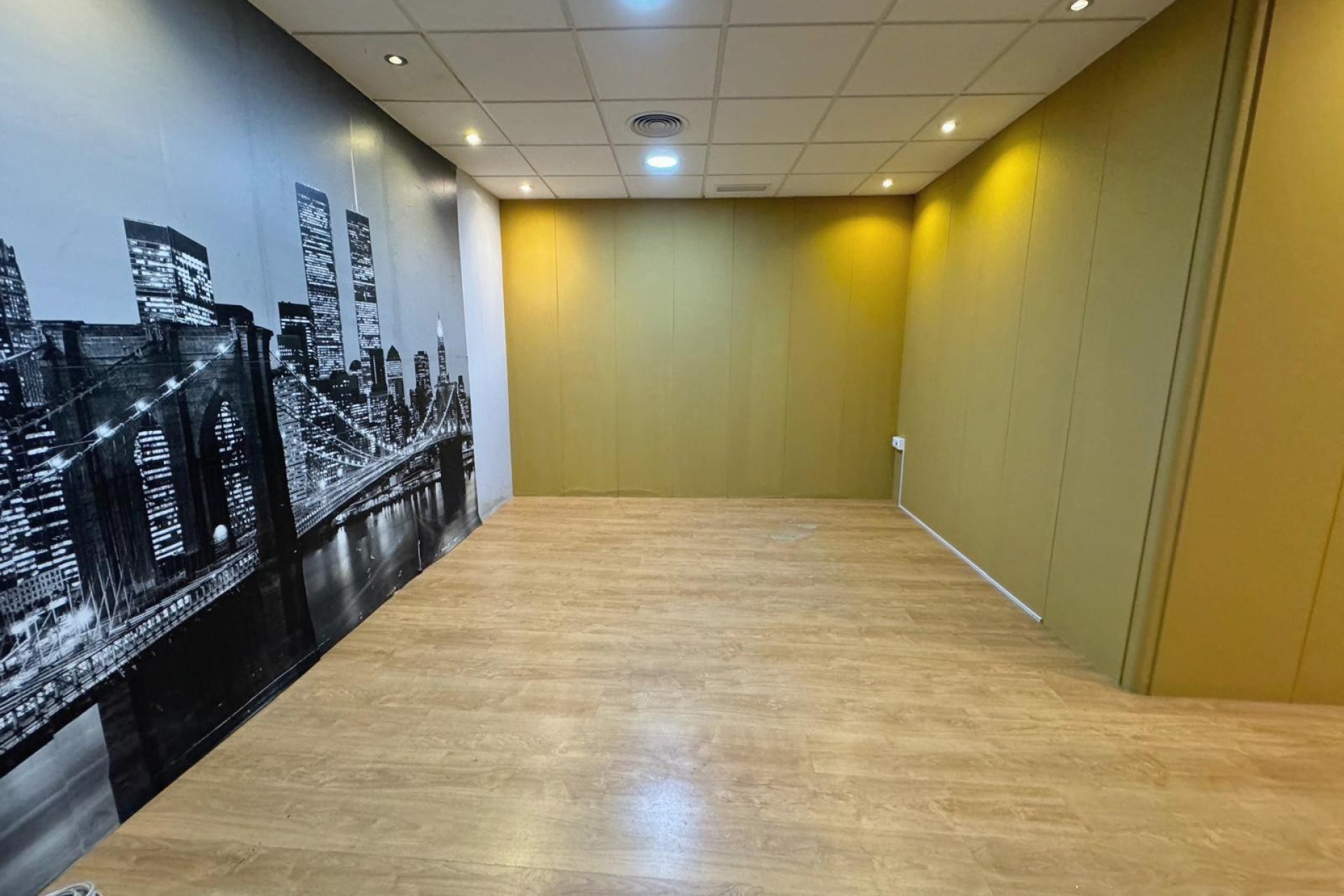 Resale - Commercial Unit -
Guardamar del Segura - Guardamar del Seguras*