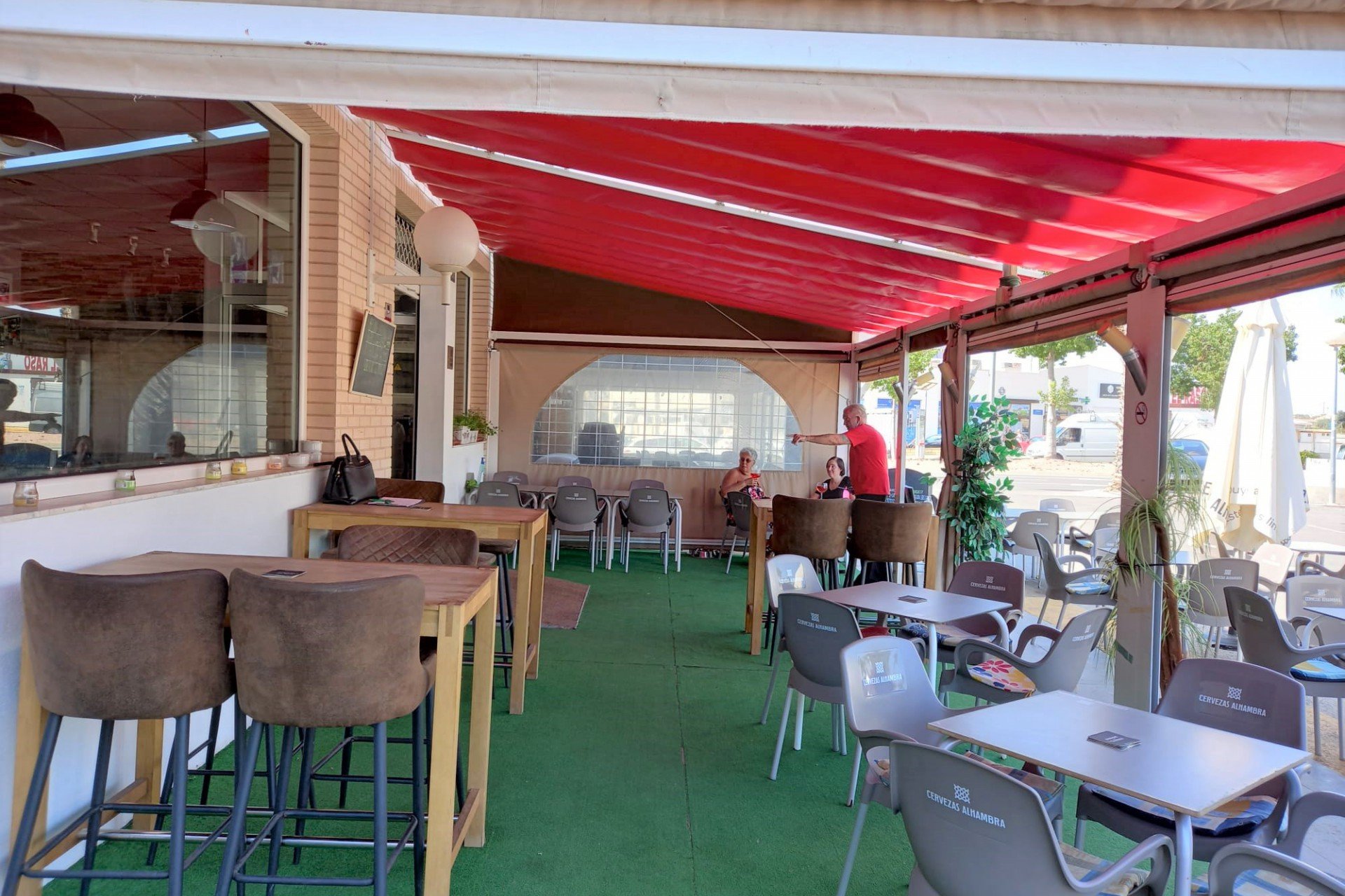 Resale - Commercial Unit -
Guardamar del Segura