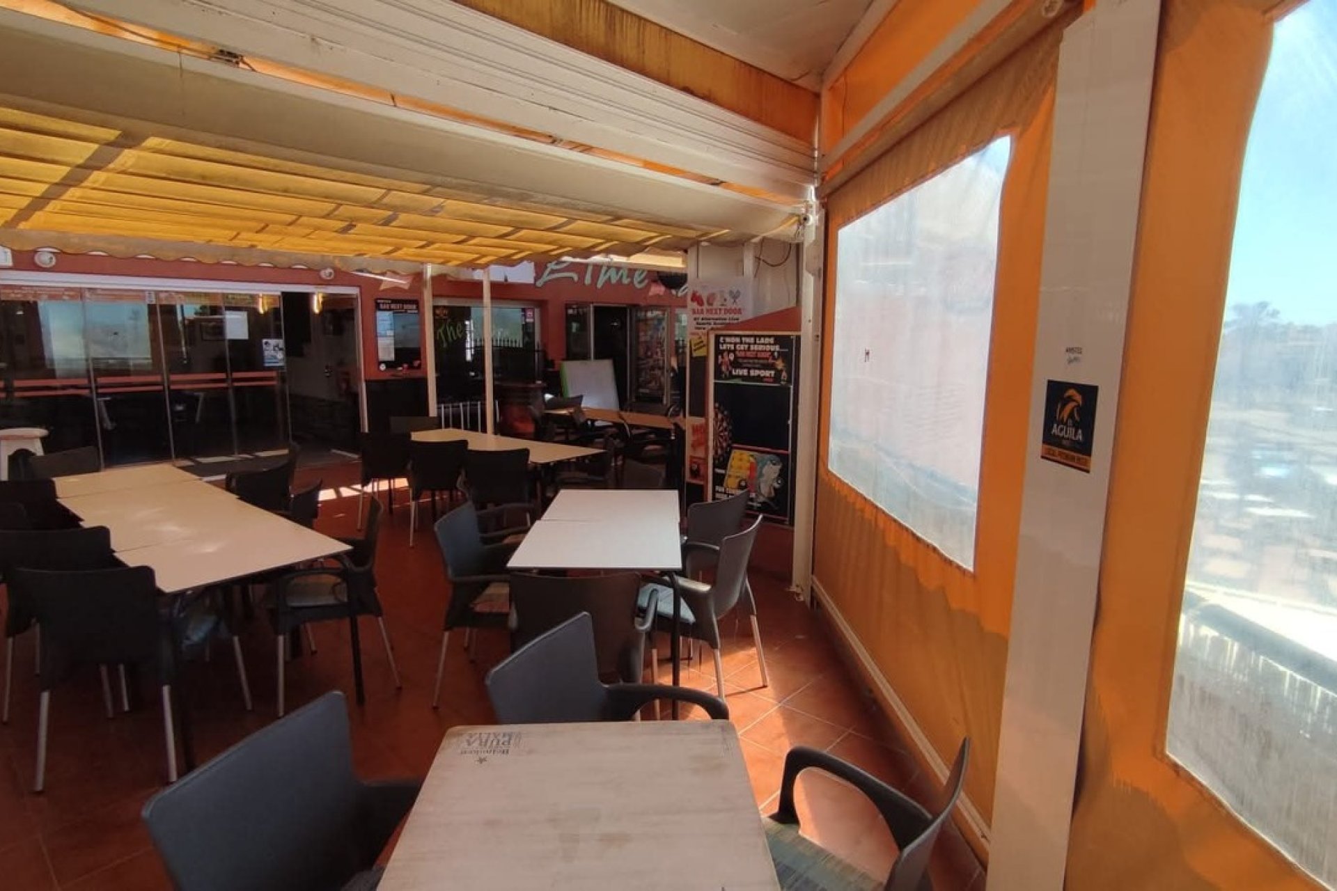 Resale - Commercial Unit -
Los Altos