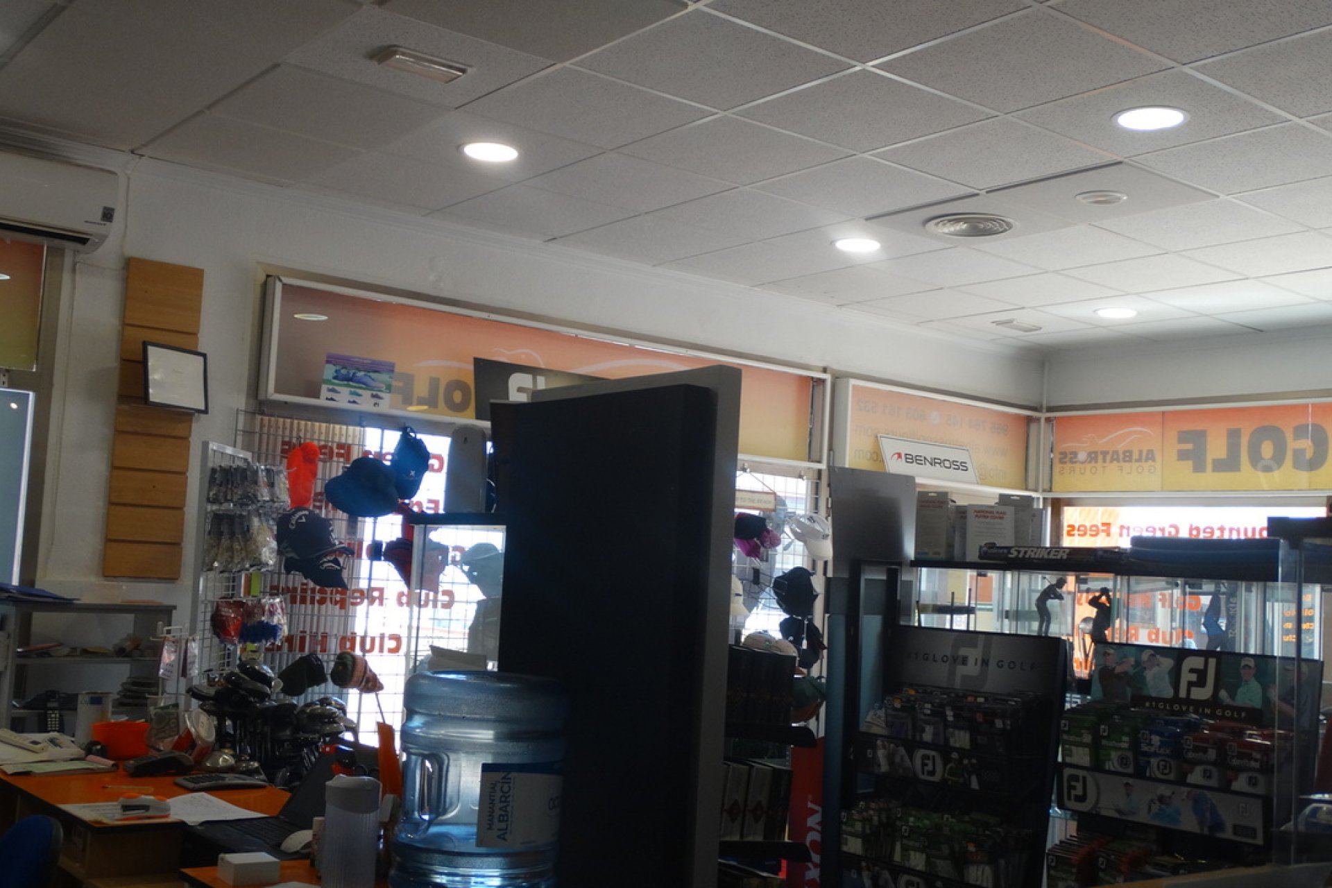 Resale - Commercial Unit -
Los Dolses