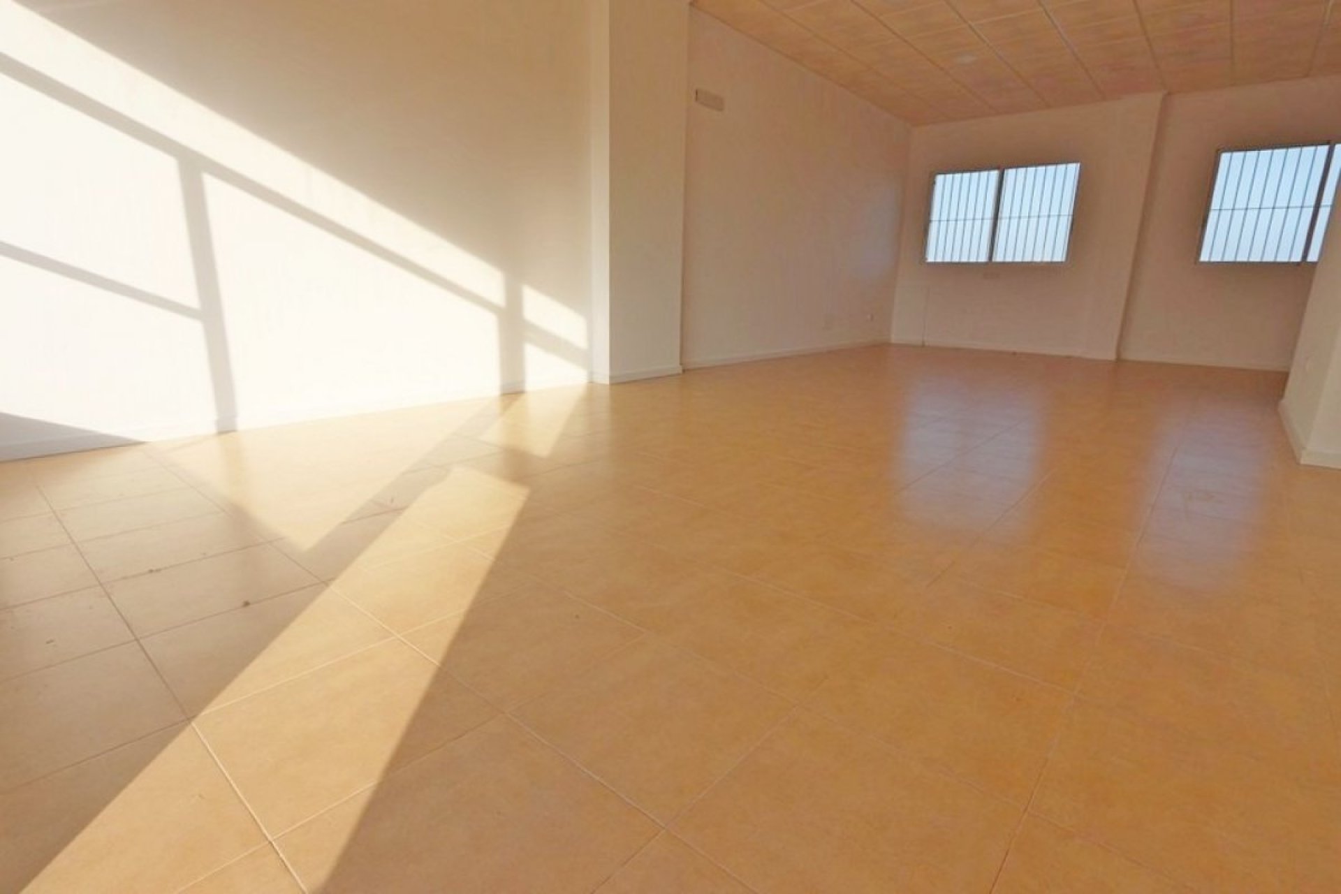 Resale - Commercial Unit -
Orihuela Costa - Agua Marina