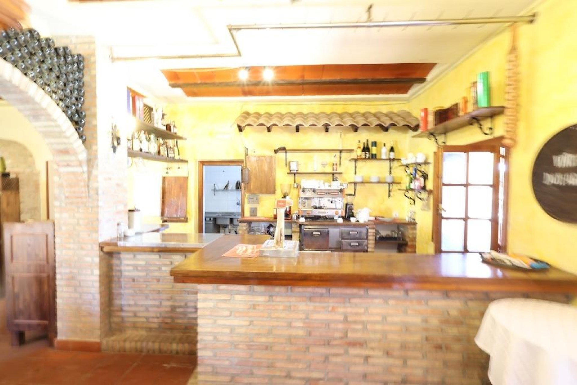 Resale - Commercial Unit -
Orihuela Costa - La Zenia