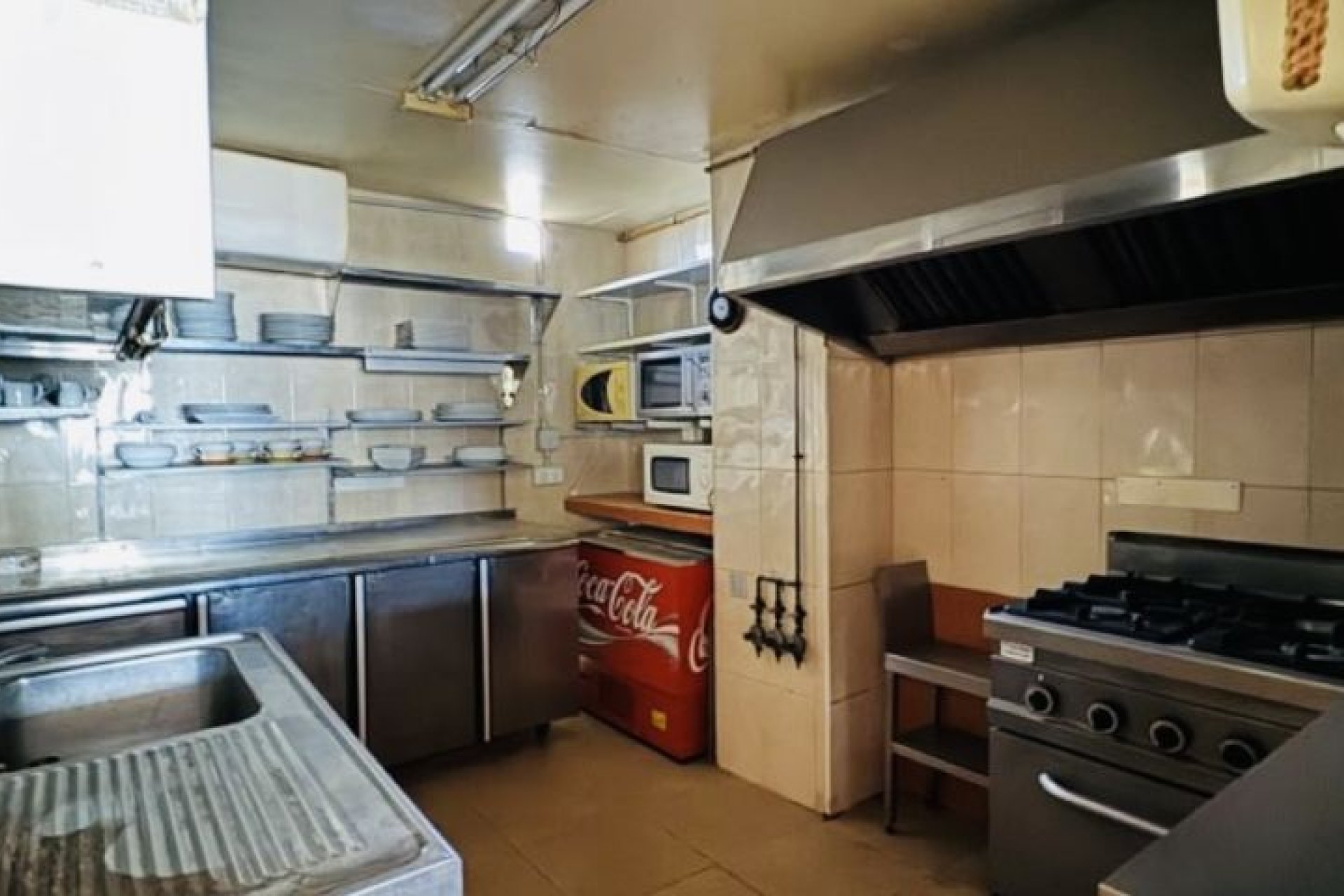 Resale - Commercial Unit -
Orihuela Costa