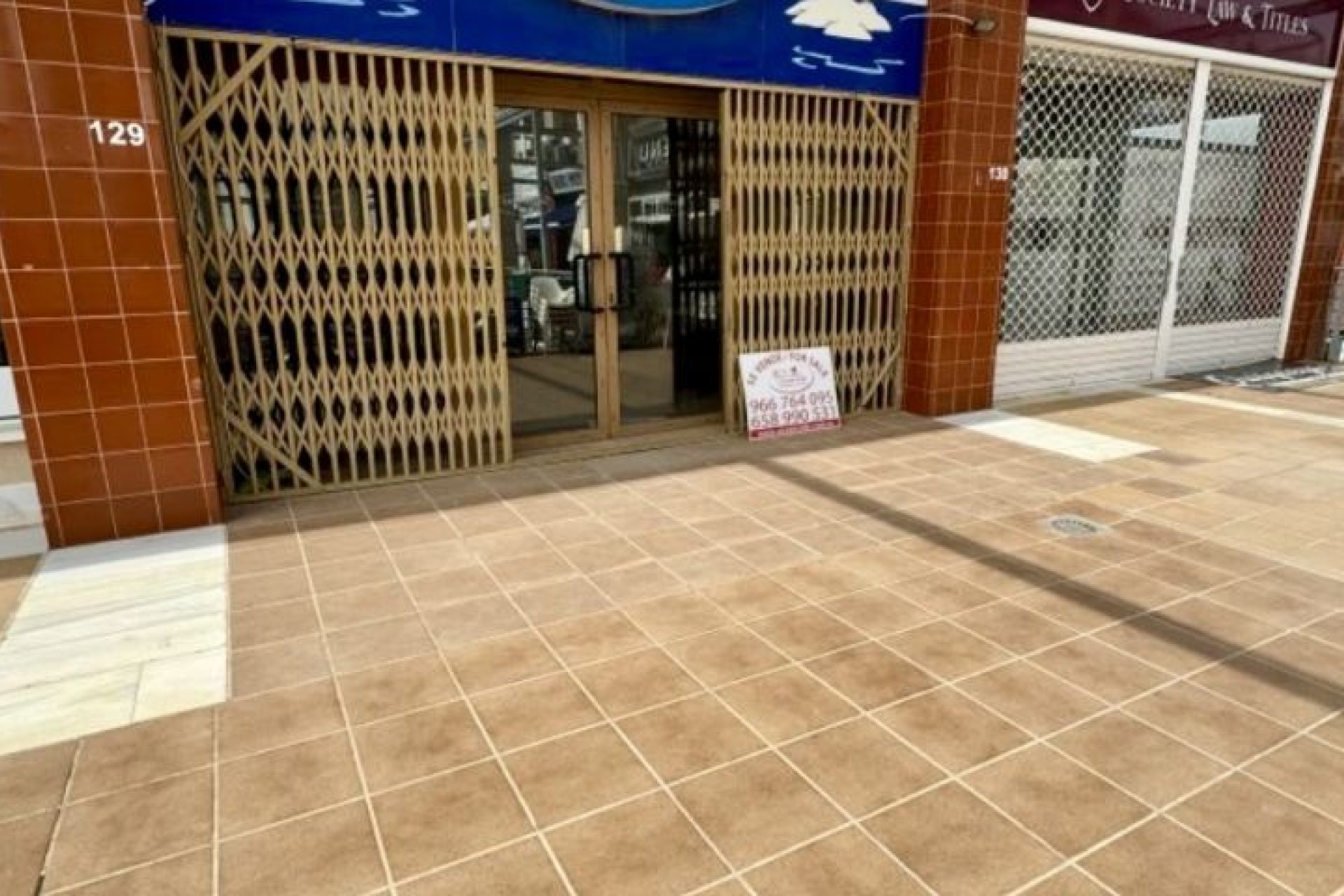 Resale - Commercial Unit -
Orihuela Costa