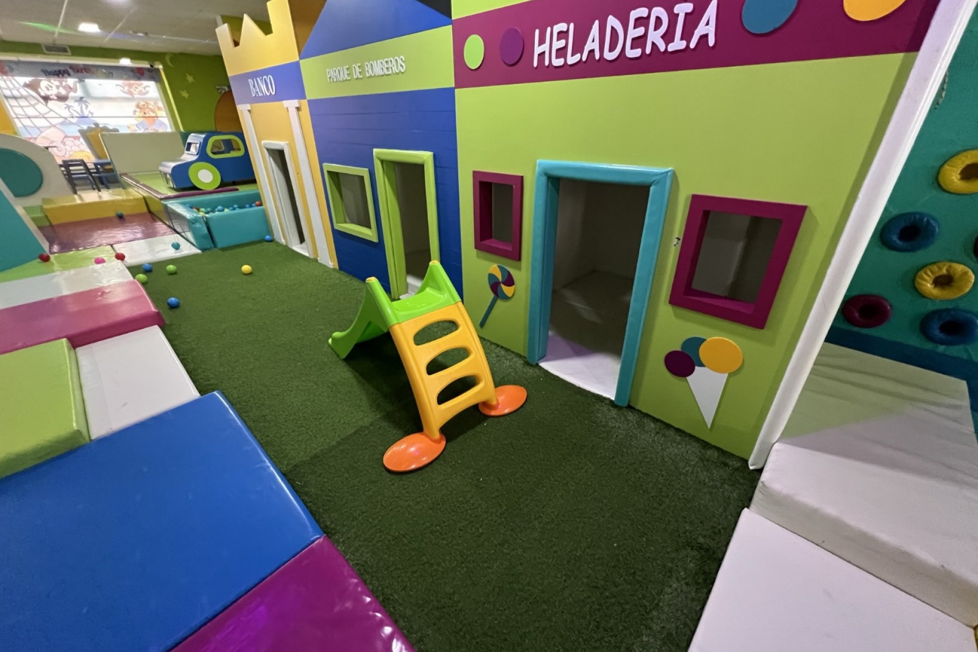 Resale - Commercial Unit -
Torrevieja - Costa Blanca Sur