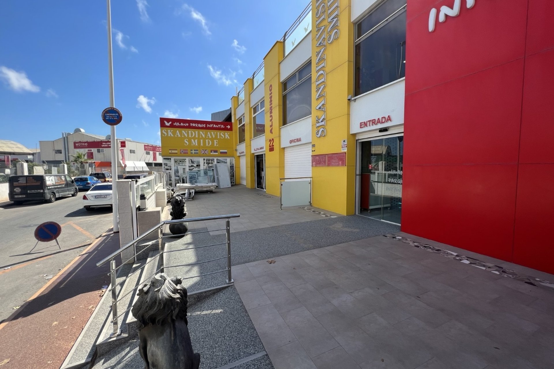 Resale - Commercial Unit -
Torrevieja - Costa Blanca Sur