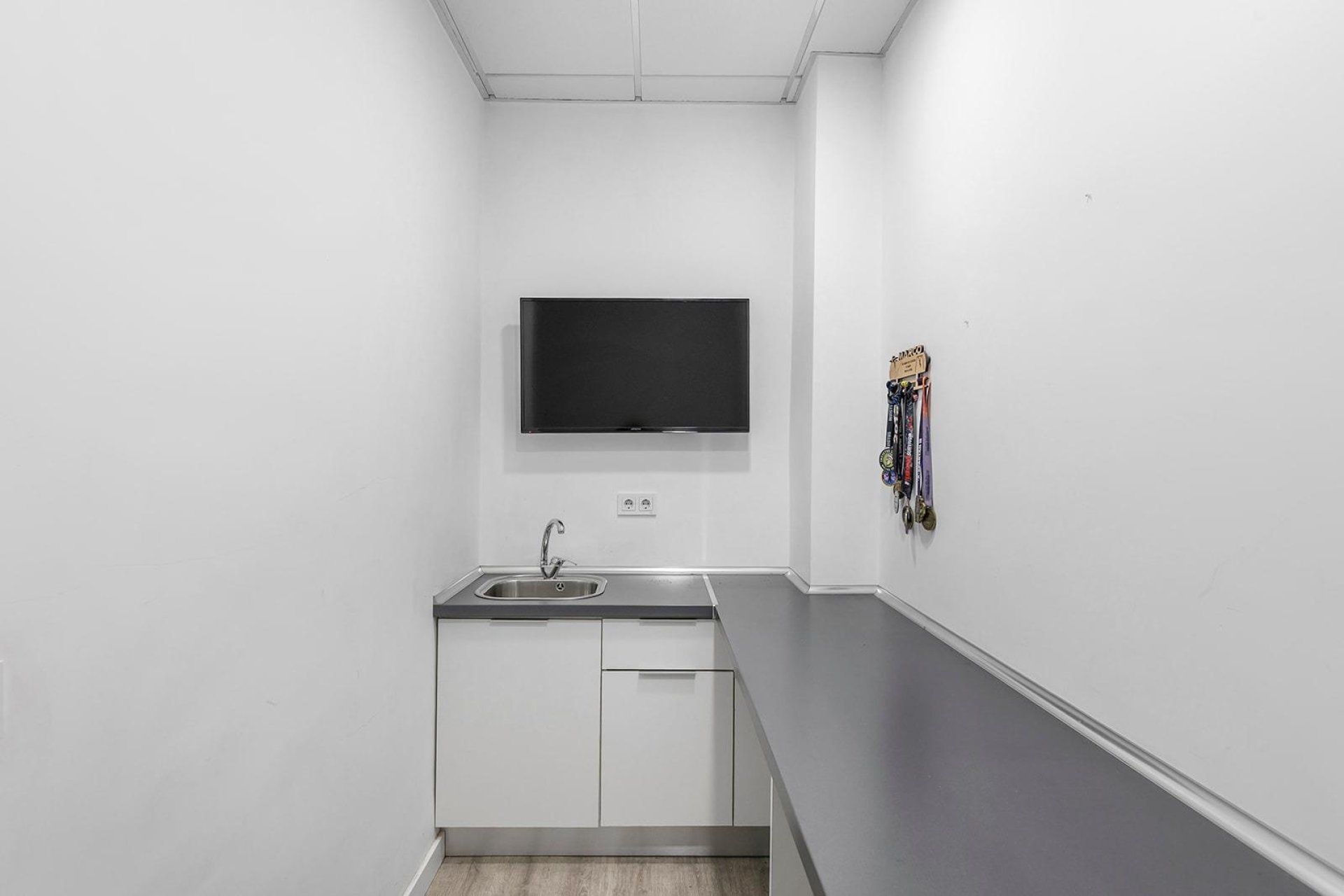 Resale - Commercial Unit -
Torrevieja - La Mata