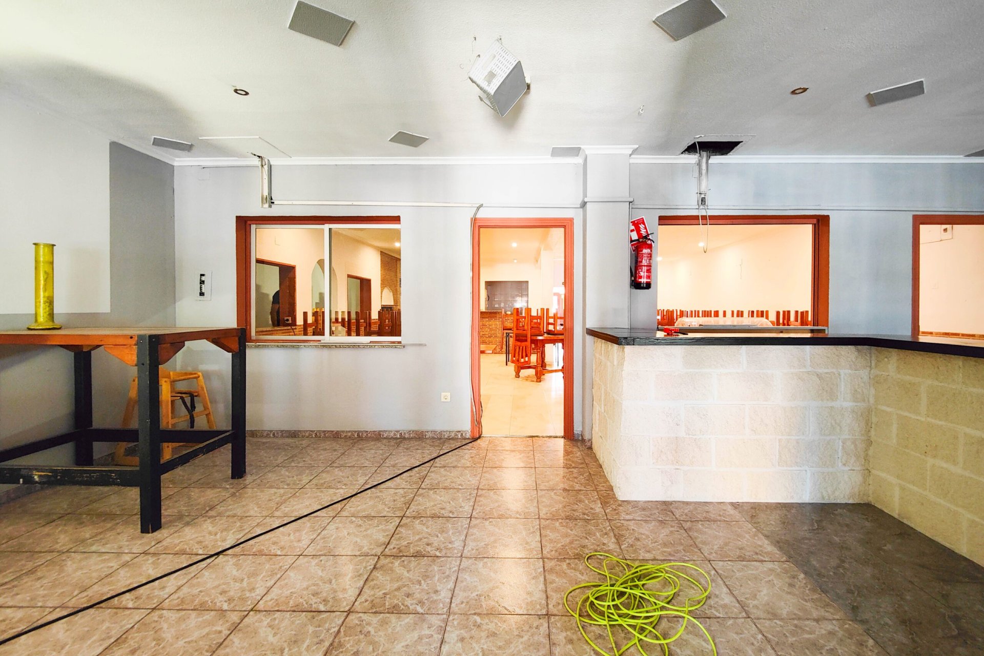 Resale - Commercial Unit -
Torrevieja - La Siesta - El Salado - Torreta
