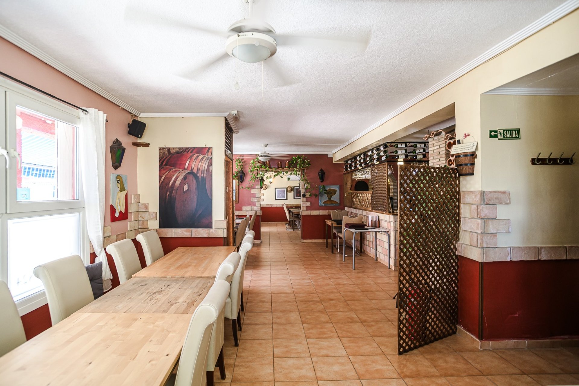 Resale - Commercial Unit -
Torrevieja - La Veleta