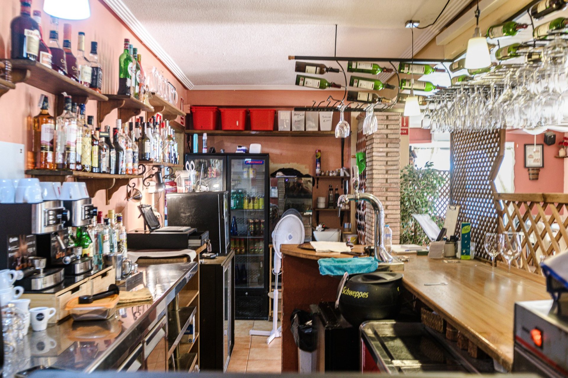 Resale - Commercial Unit -
Torrevieja - La Veleta