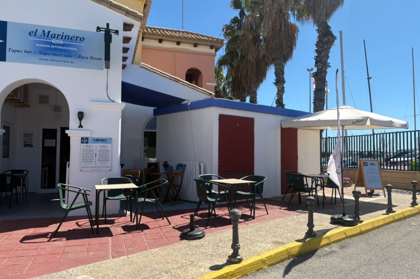 Resale - Commercial Unit -
Torrevieja - Puerto