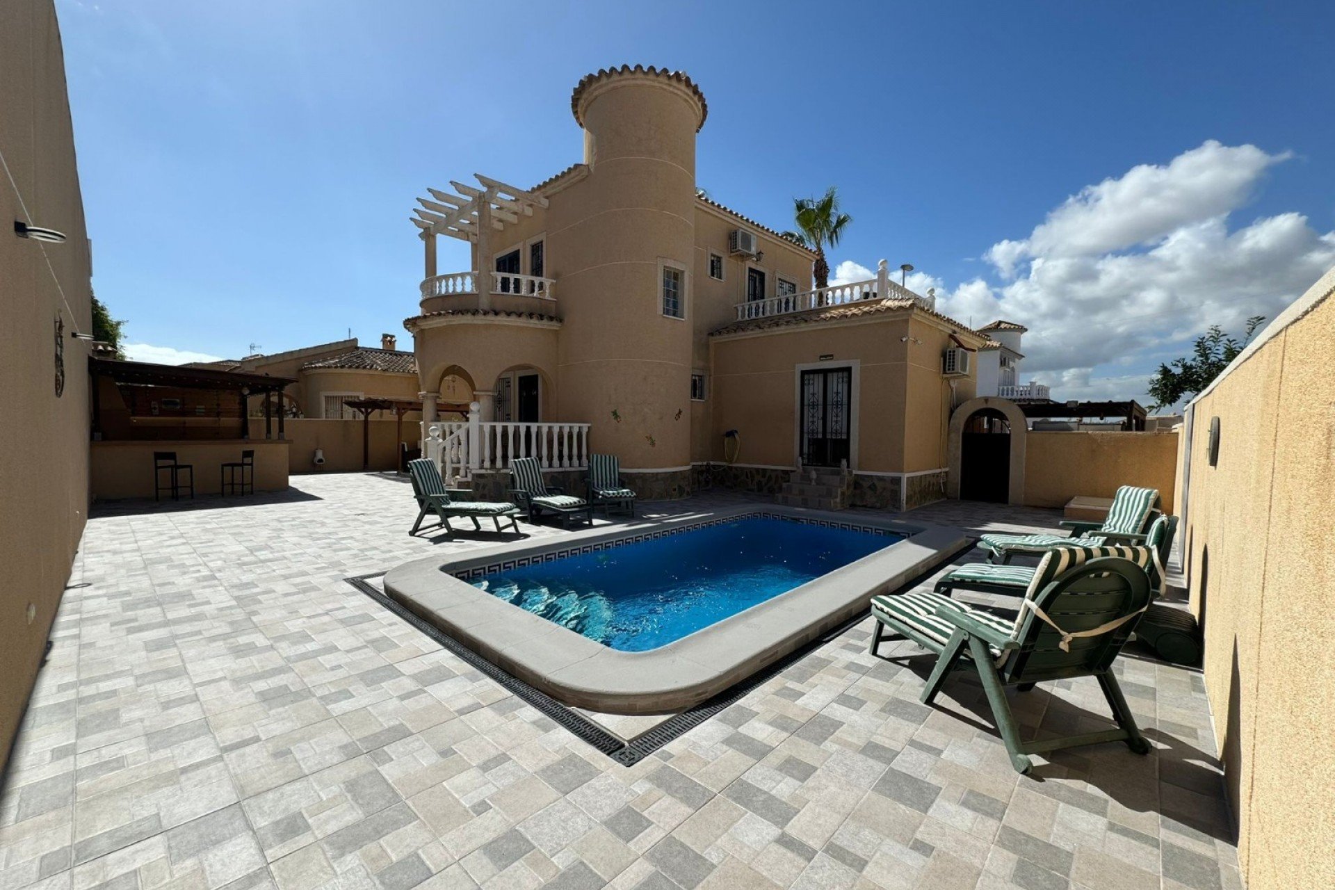 Resale - Detached House / Villa -
Benijofar - Atalaya Park