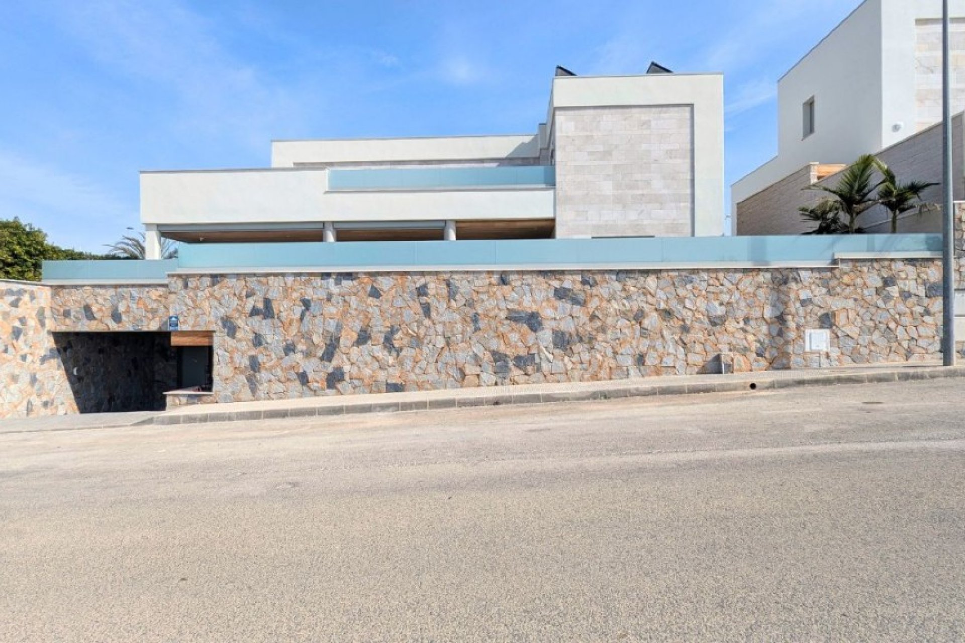 Resale - Detached villa -
Benijofar