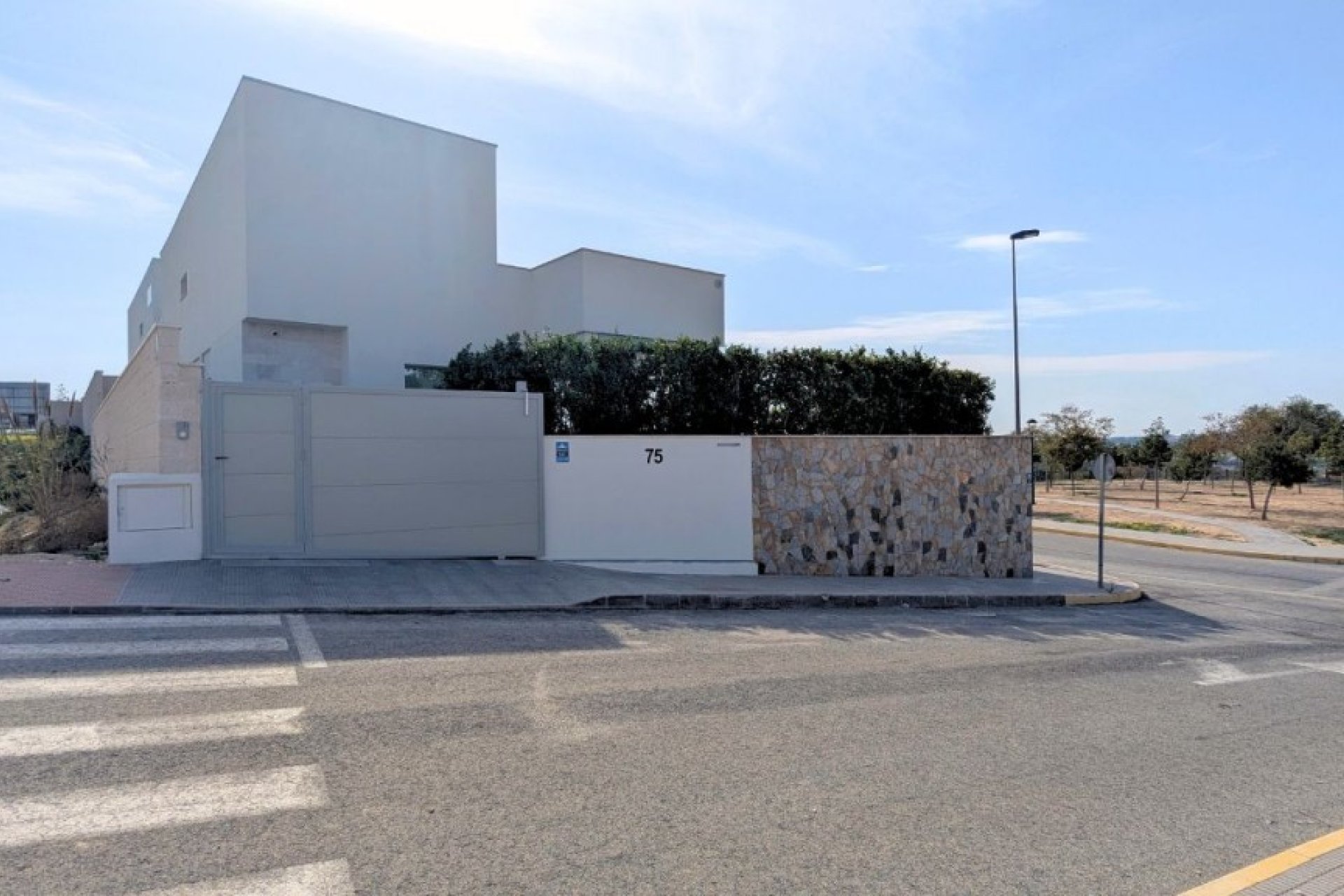 Resale - Detached villa -
Benijofar