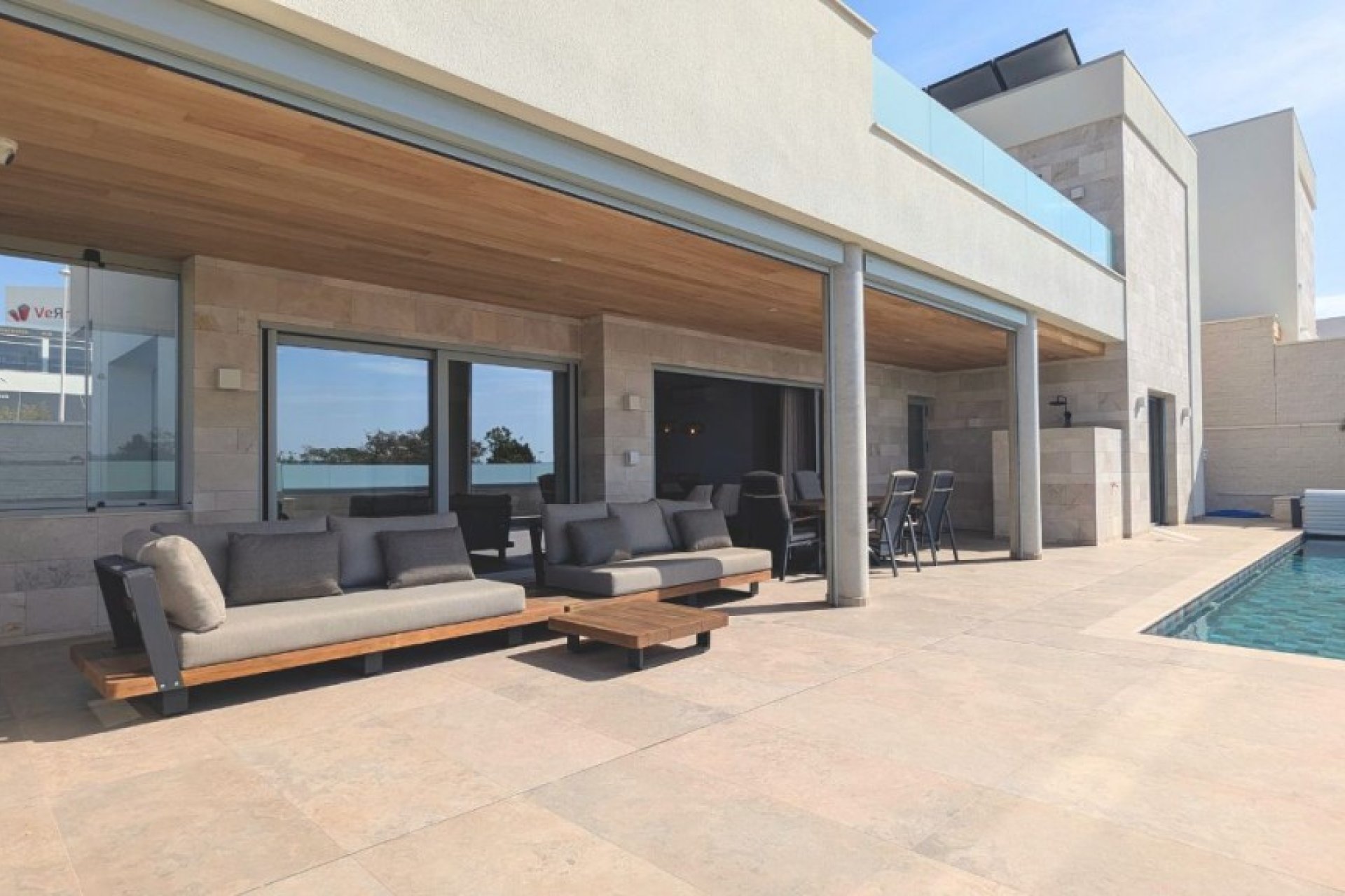 Resale - Detached villa -
Benijofar