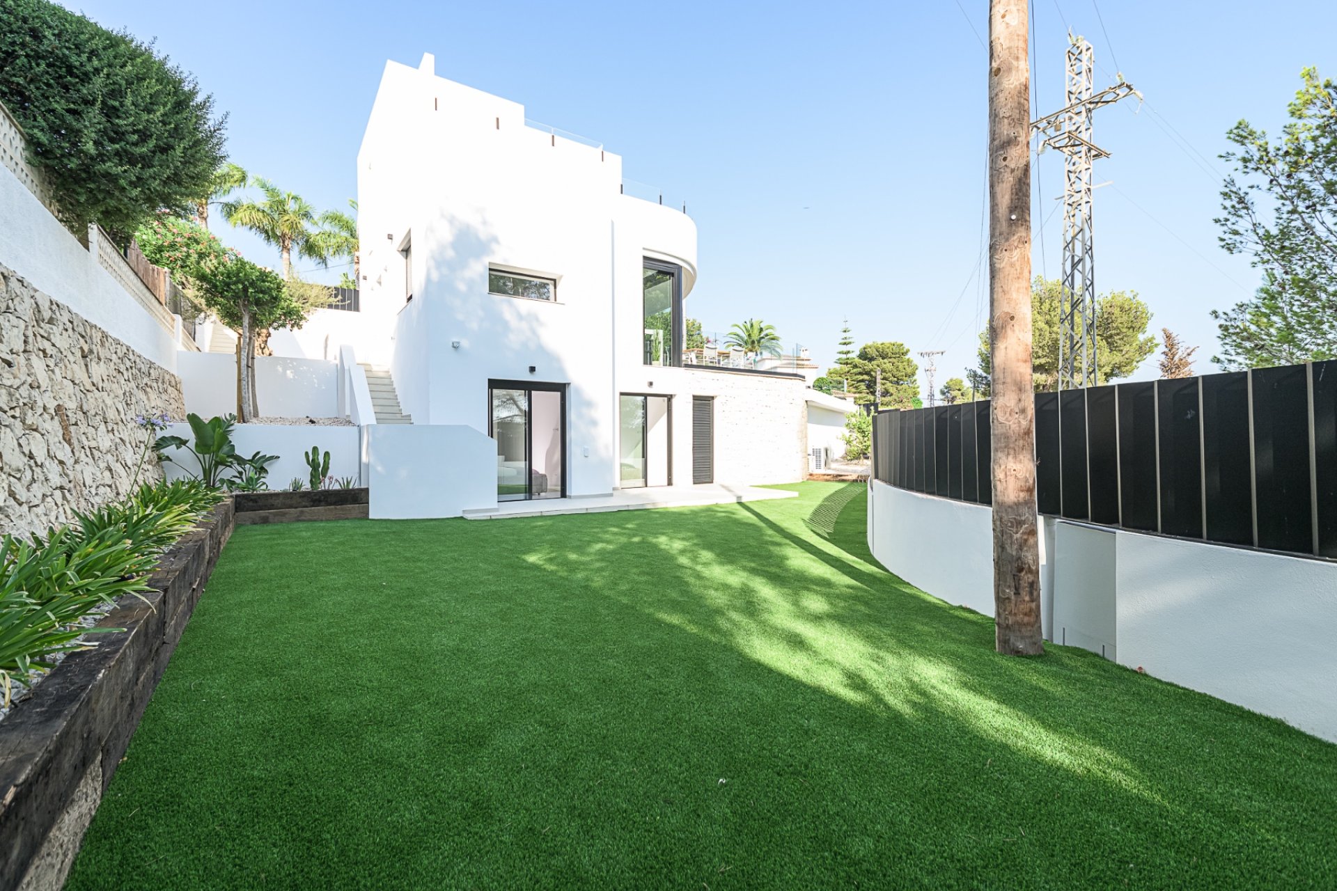 Resale - Detached villa -
Benissa - La Fustera