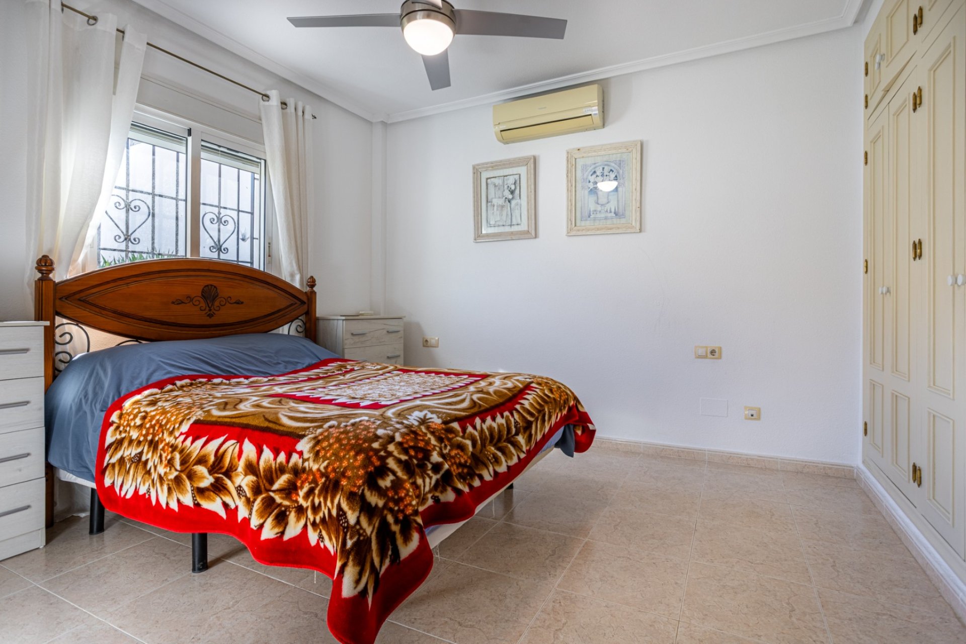 Resale - Detached villa -
Bigastro - Villas Andrea