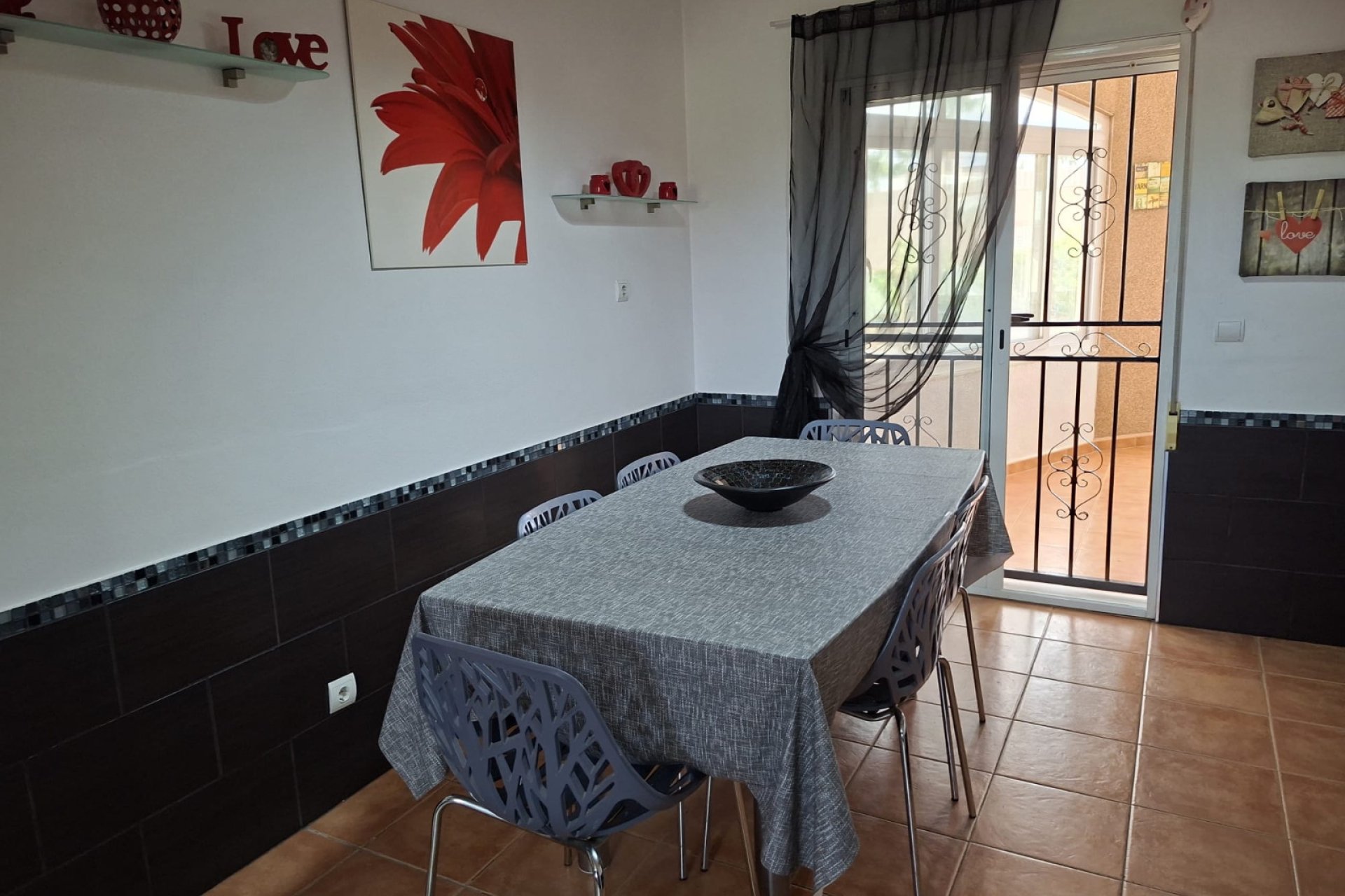 Resale - Detached villa -
Catral