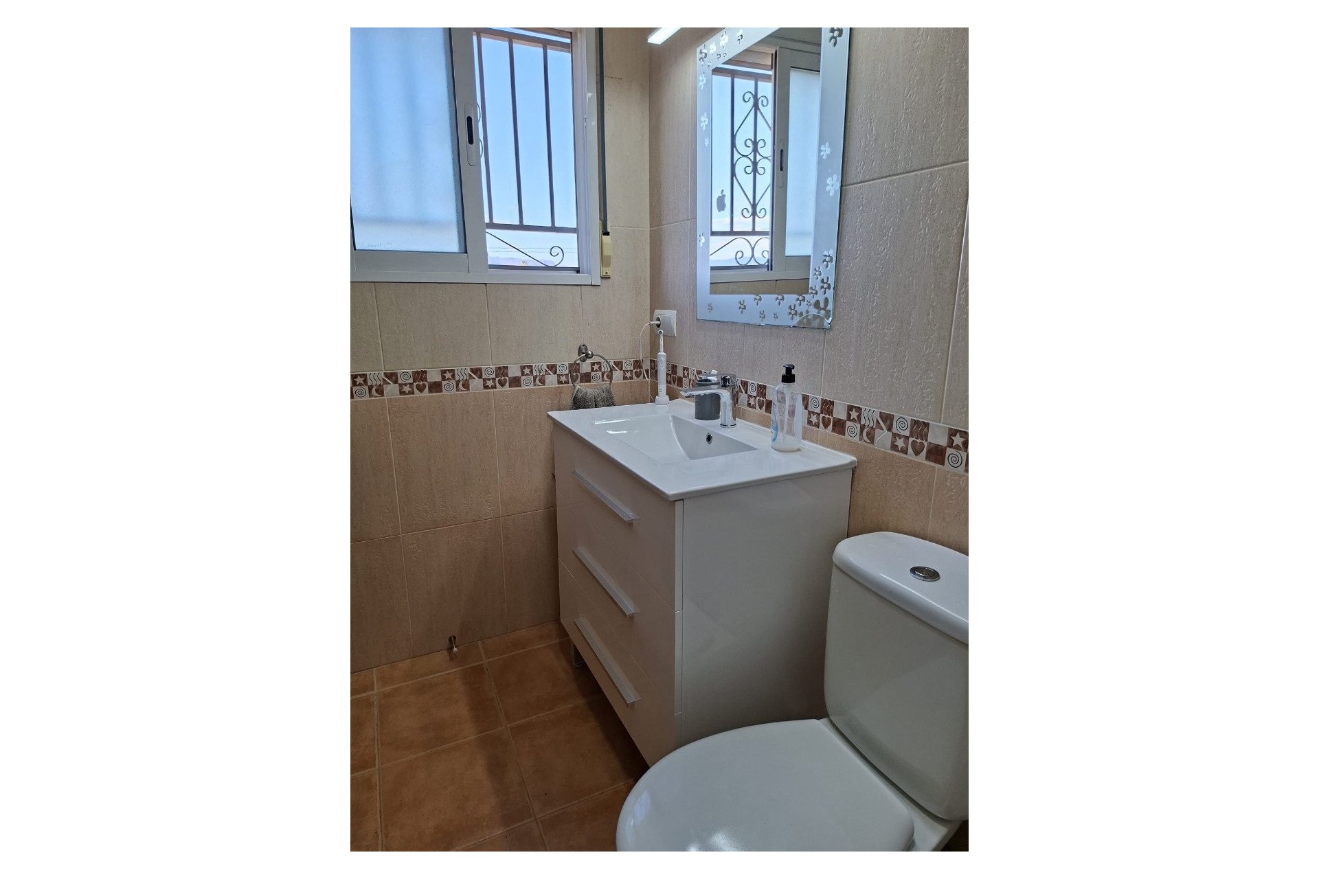 Resale - Detached villa -
Catral