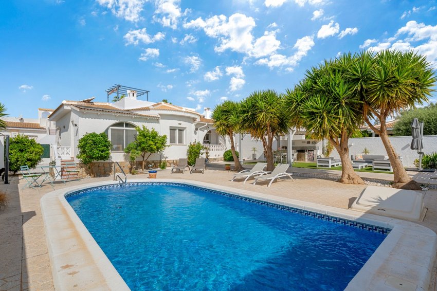 Resale - Detached villa -
Ciudad quesada - Pueblo Bravo