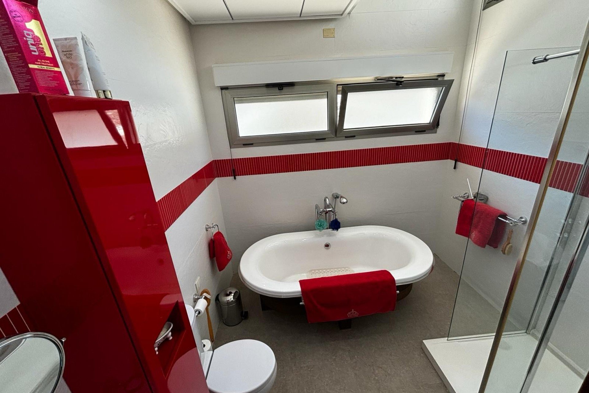 Resale - Detached villa -
Cox