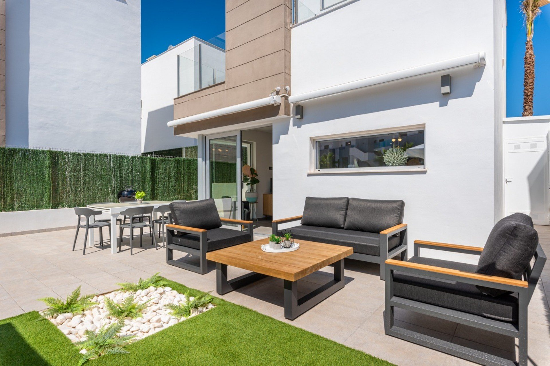 Resale - Detached villa -
Guardamar del Segura - El Raso