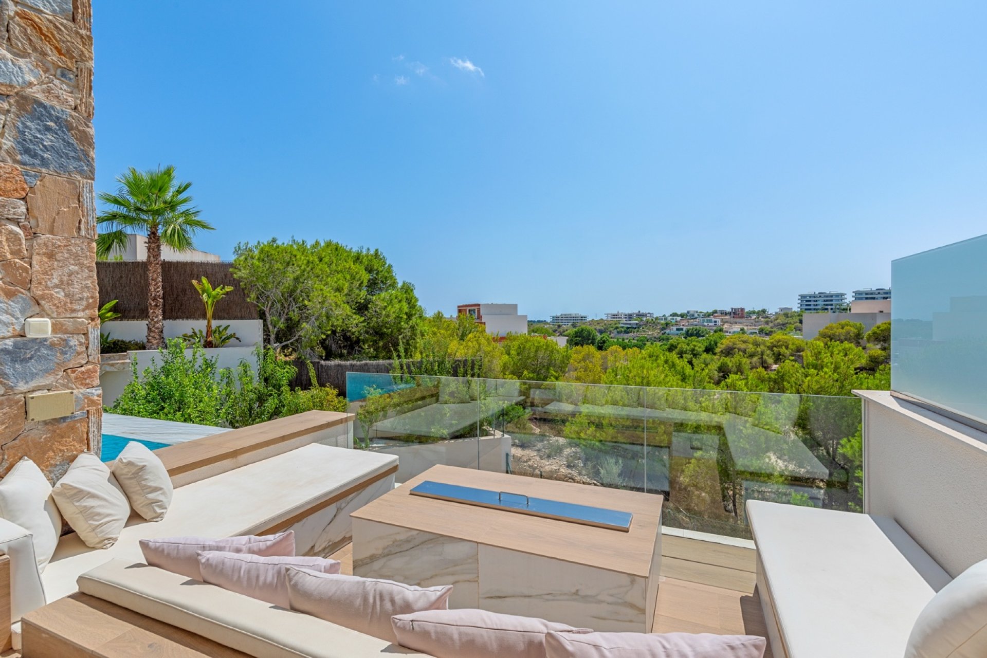 Resale - Detached villa -
Las Colinas Golf