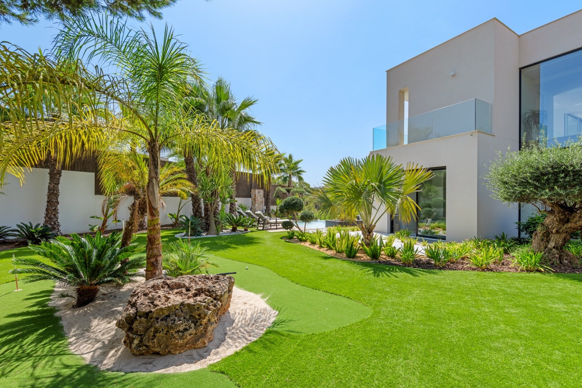 Resale - Detached villa -
Las Colinas Golf