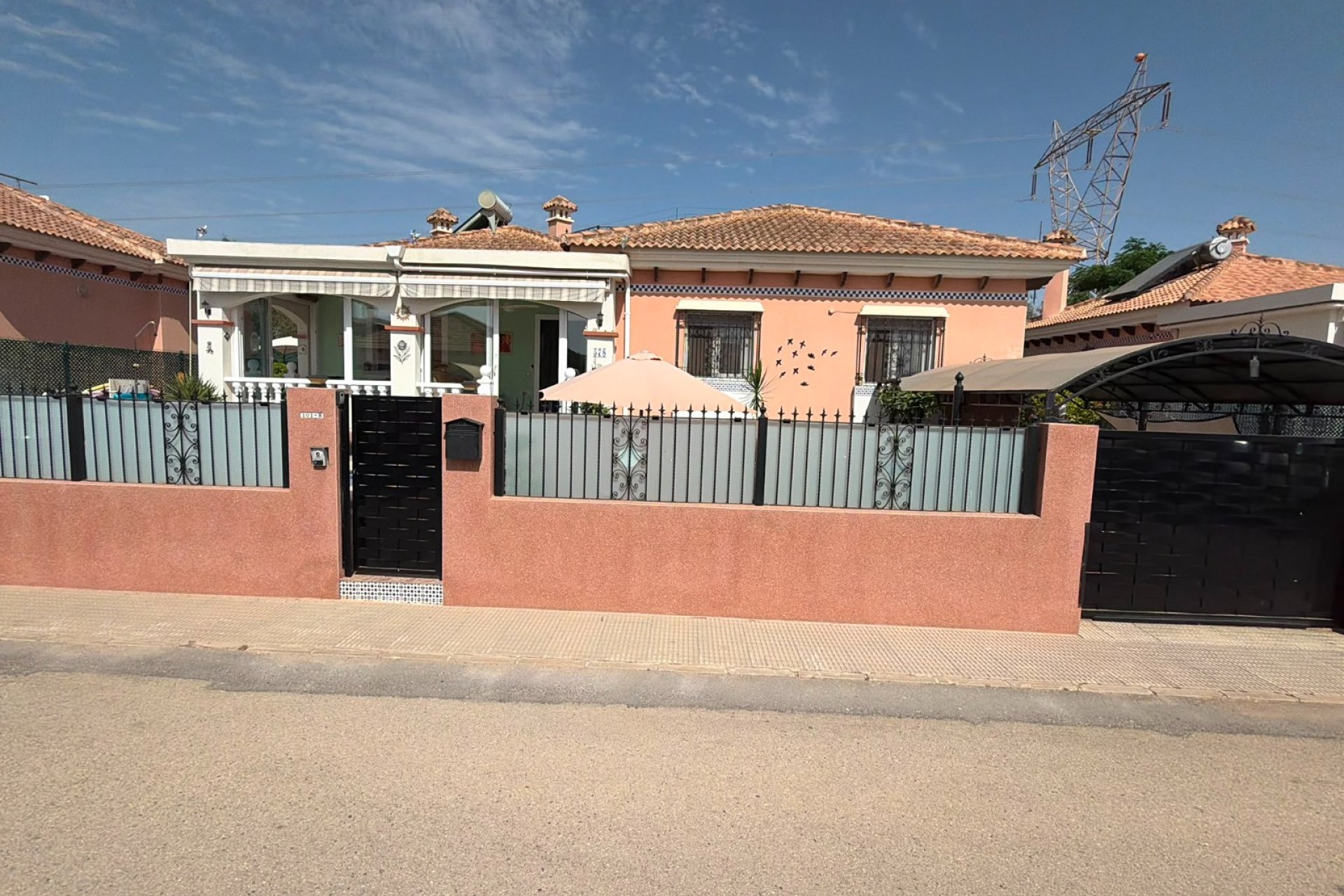 Resale - Detached villa -
Los Montesinos - La Herrada