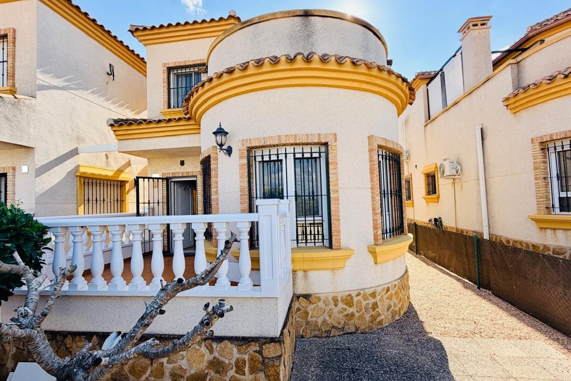 Resale - Detached villa -
Los Montesinos - La Herrada