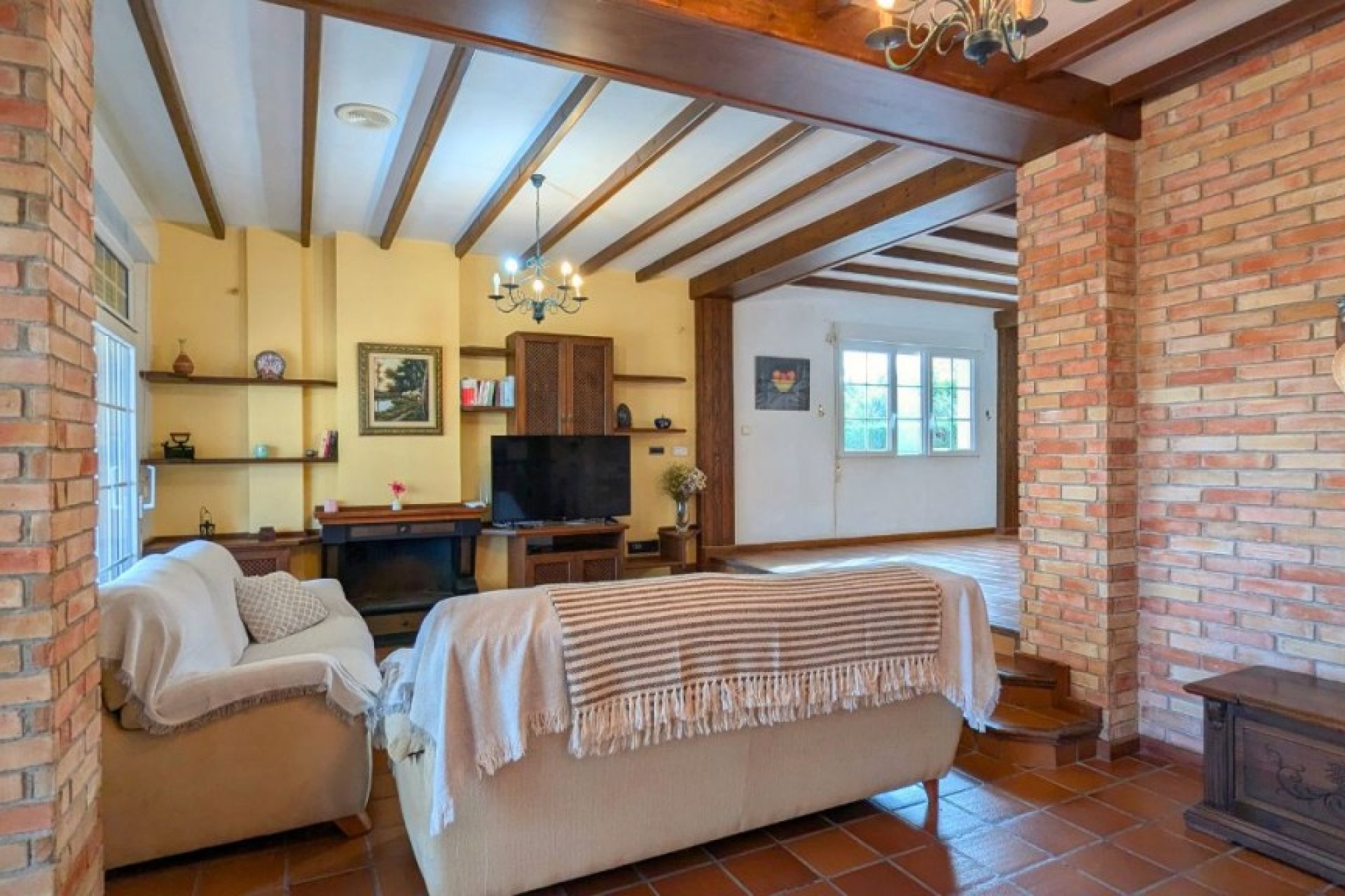 Resale - Detached villa -
Mil Palmeras